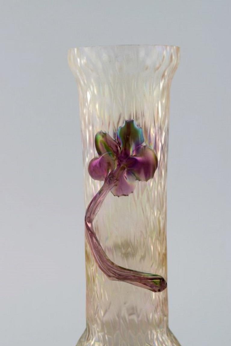 Czech Lötz Art Nouveau Vase in Frosted Mouth-Blown Art Glass with Purple Flowers For Sale