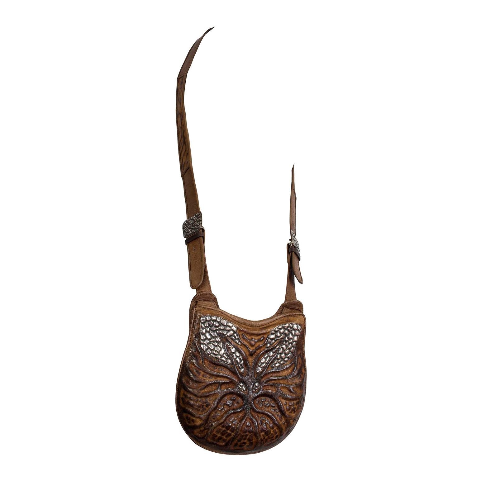 Lou Guerin Bag - Silver & Sculpted Leather - Dragon's Claw Zip Pull  For Sale