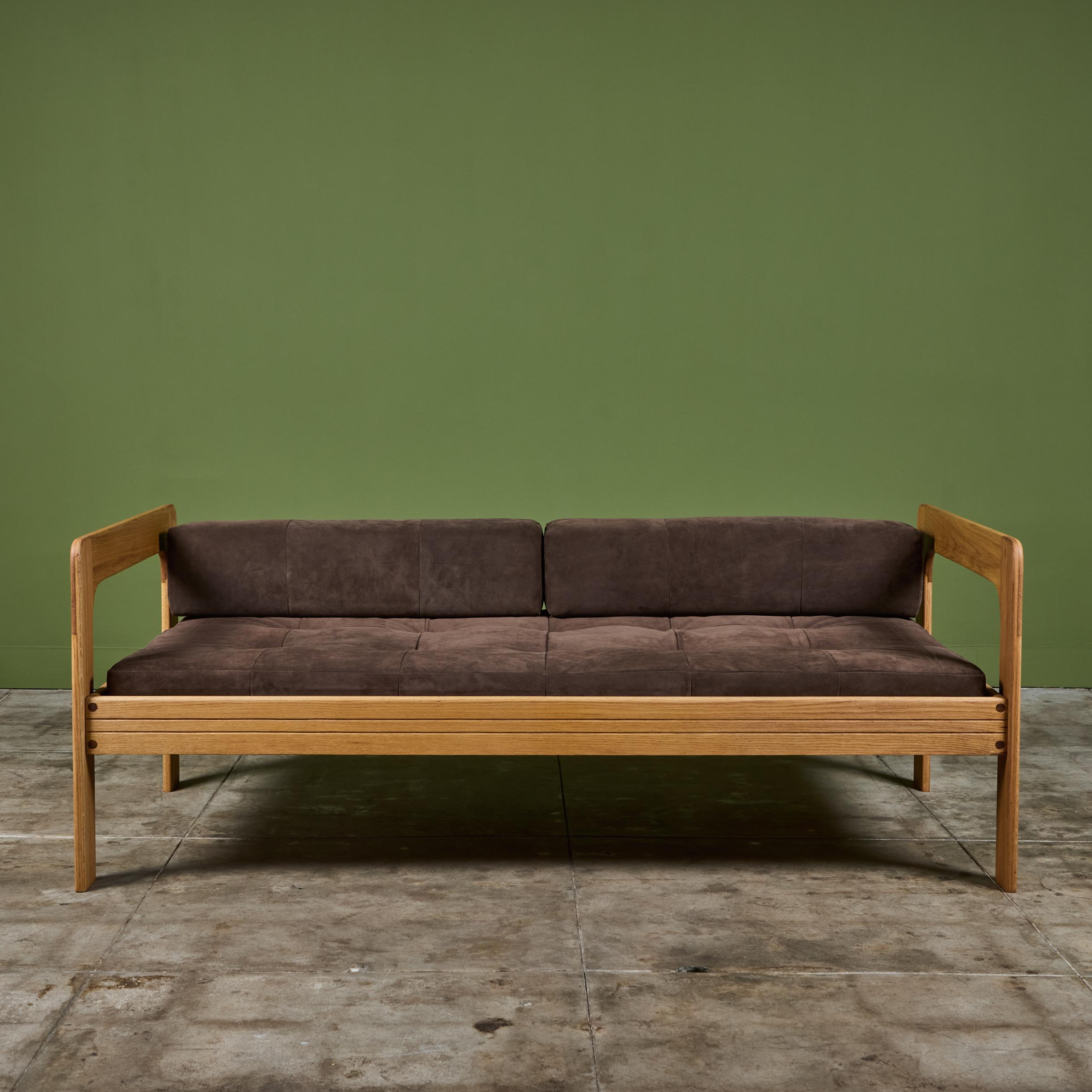 Americano Letto da giorno Lou Hodges per California Design Group in vendita