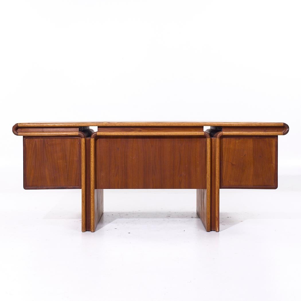 Lou Hodges for Creative Crafts Mid Century Curved Walnut Executive Desk For Sale 1