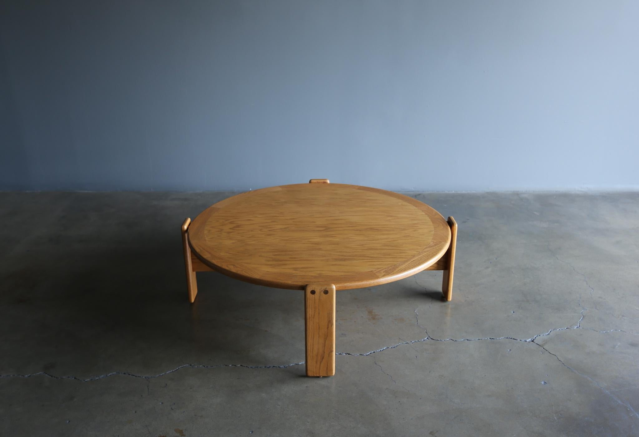 Lou Hodges Handcrafted Oak Coffee Table for California Design Group, 1980 1