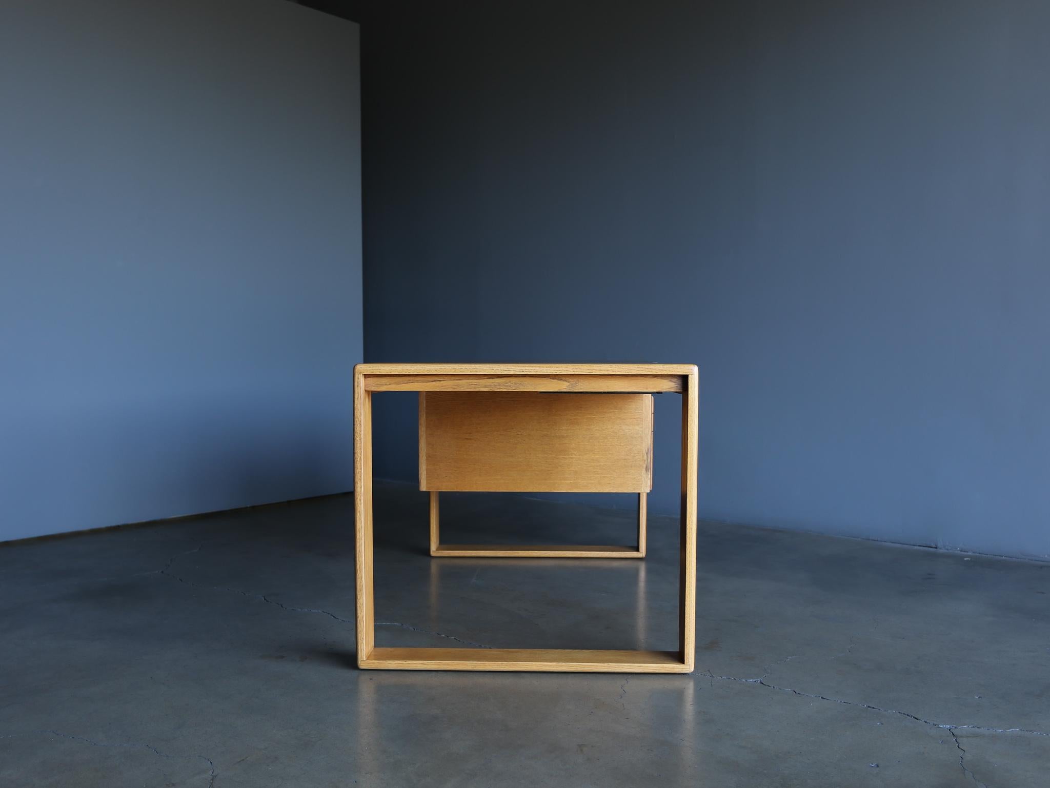 Hand-Crafted Lou Hodges Handcrafted Oak Desk for California Design Group, 1978
