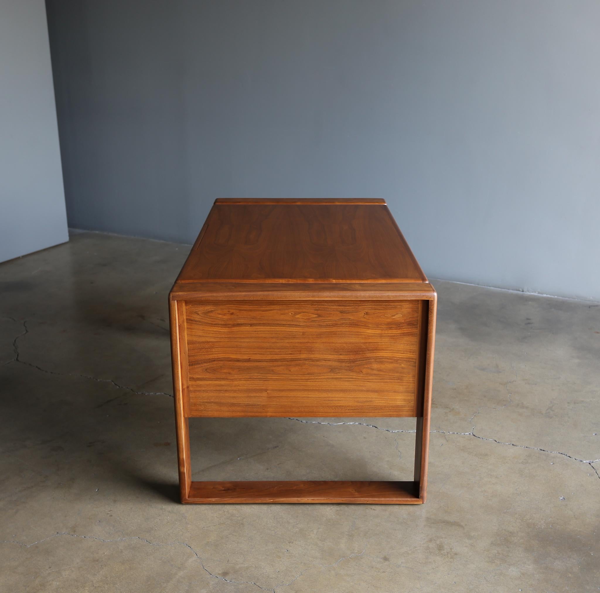 Lou Hodges Handcrafted Walnut Desk for California Design Group, 1979 13