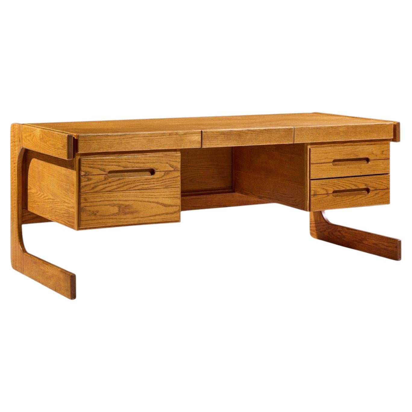 Lou Hodges – Chefschreibtisch im Mid-Century-Stil aus Eiche mit Freischwinger
