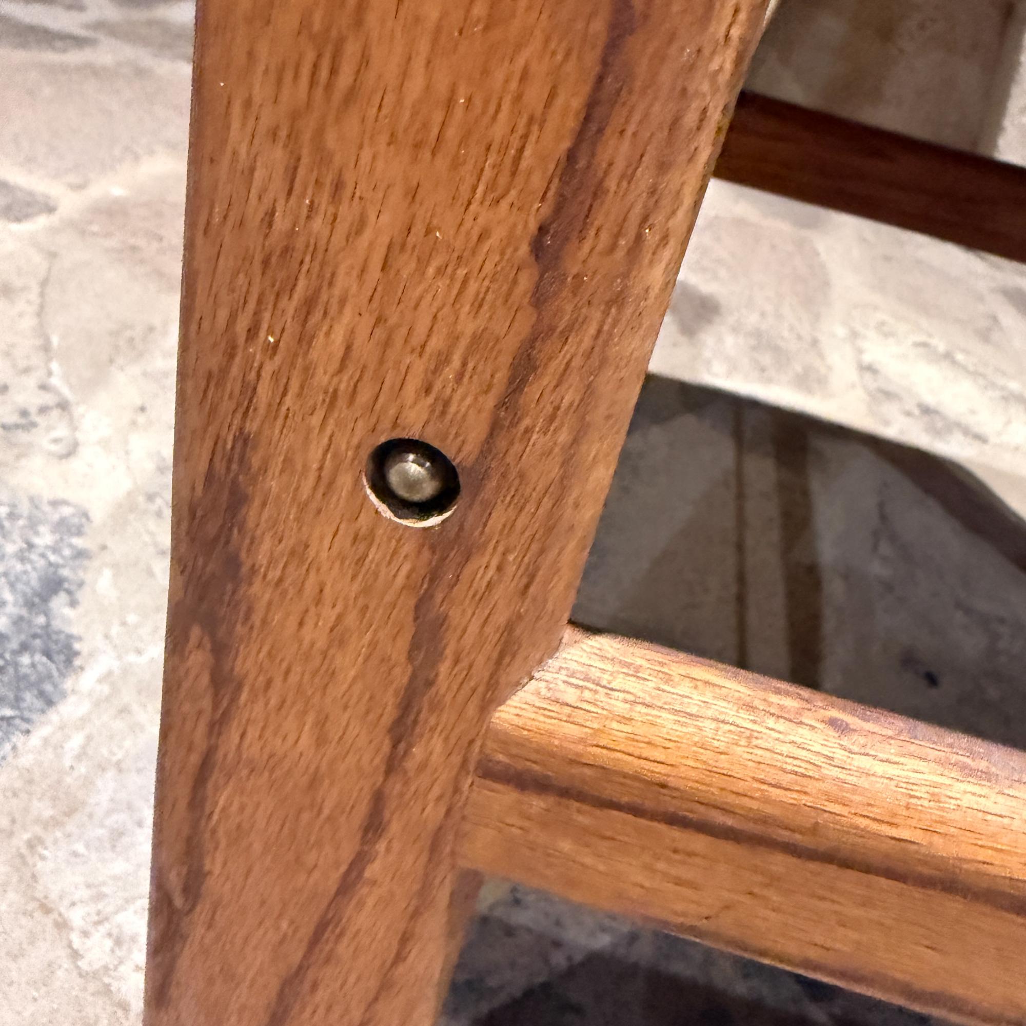 Chaise simple Lou Hodges Oak Oak et cuir daim Tan Mid Century Modern en vente 3