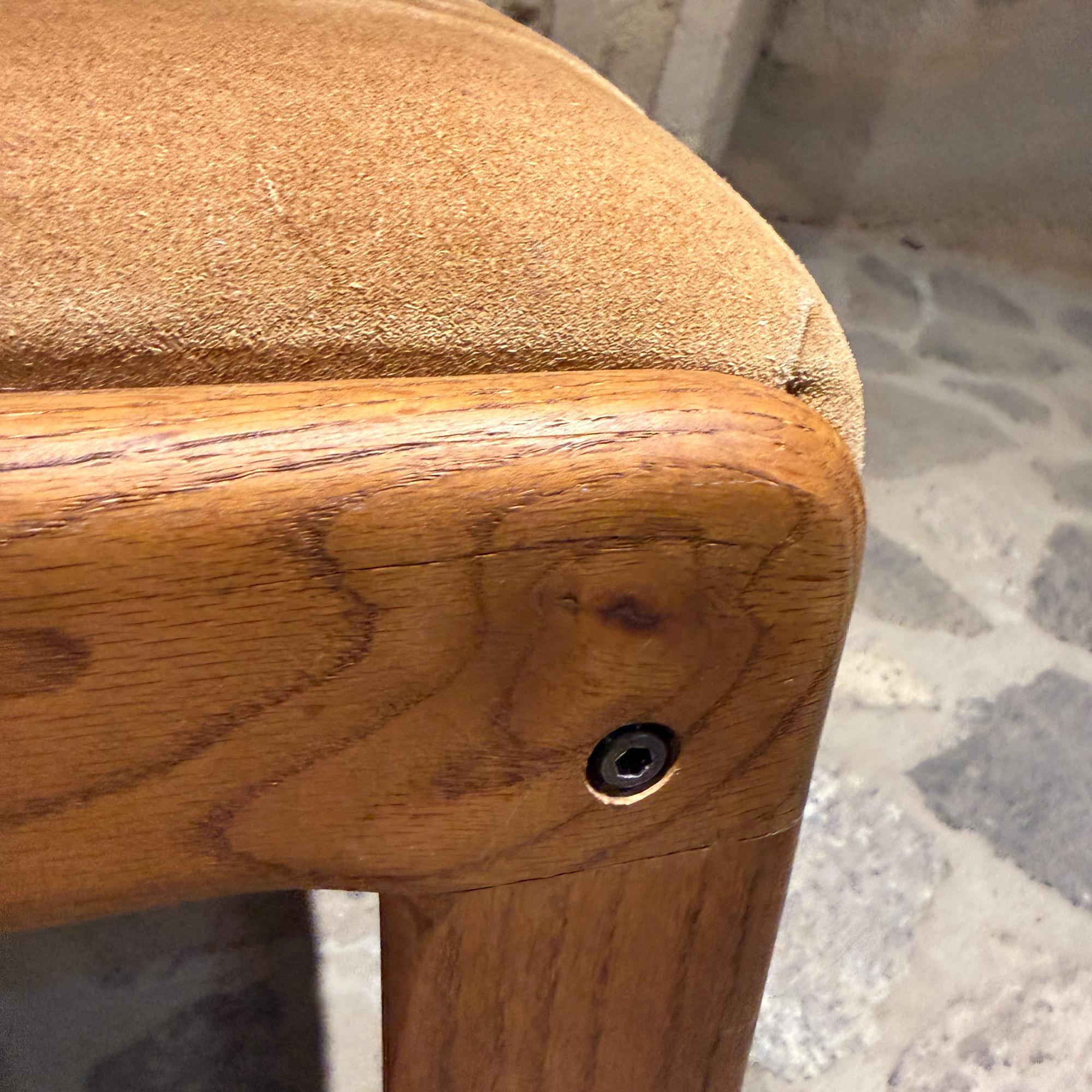 Chaise simple Lou Hodges Oak Oak et cuir daim Tan Mid Century Modern en vente 4