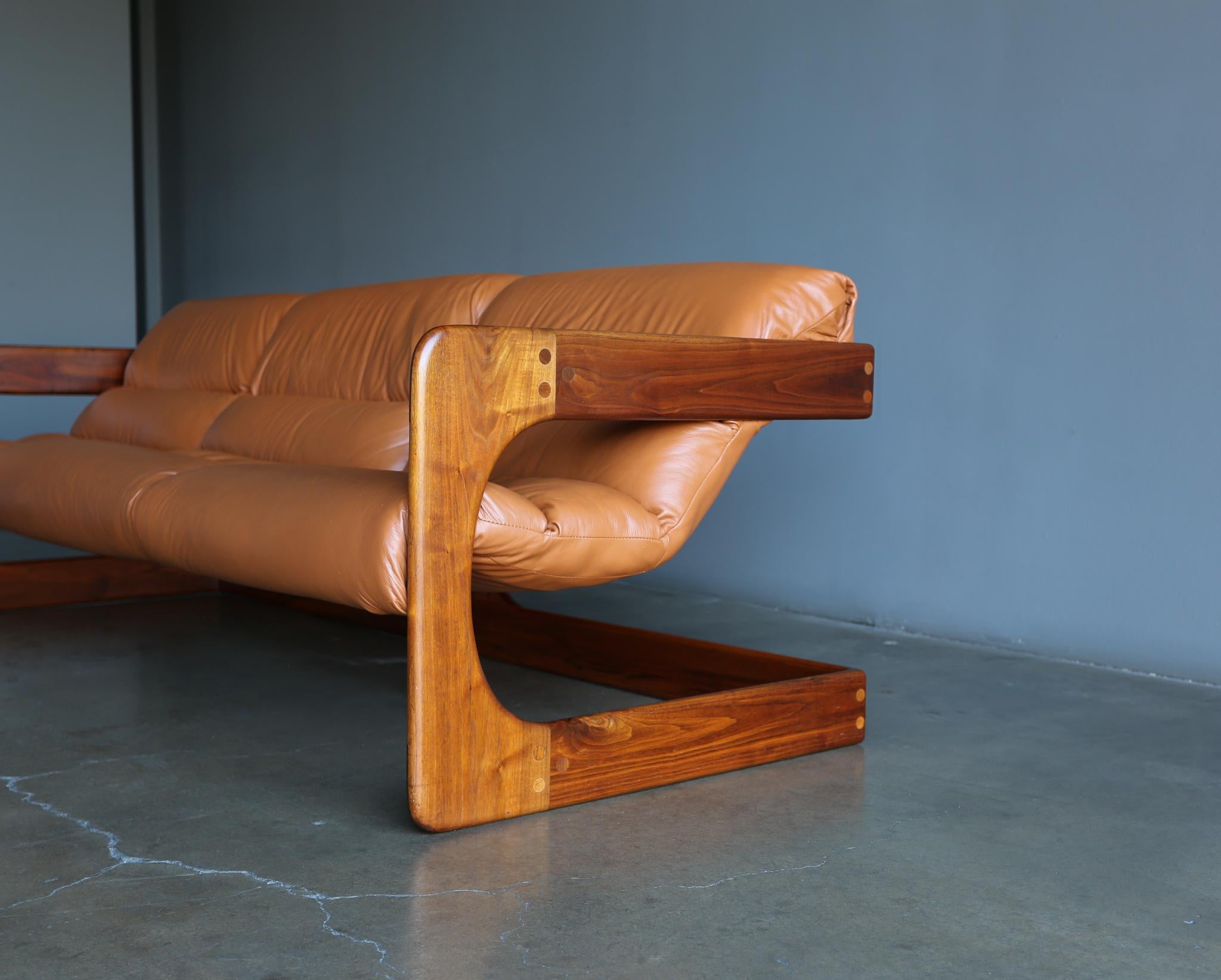 Lou Hodges Walnut & Leather Sofa for California Design Group, 1970s 4