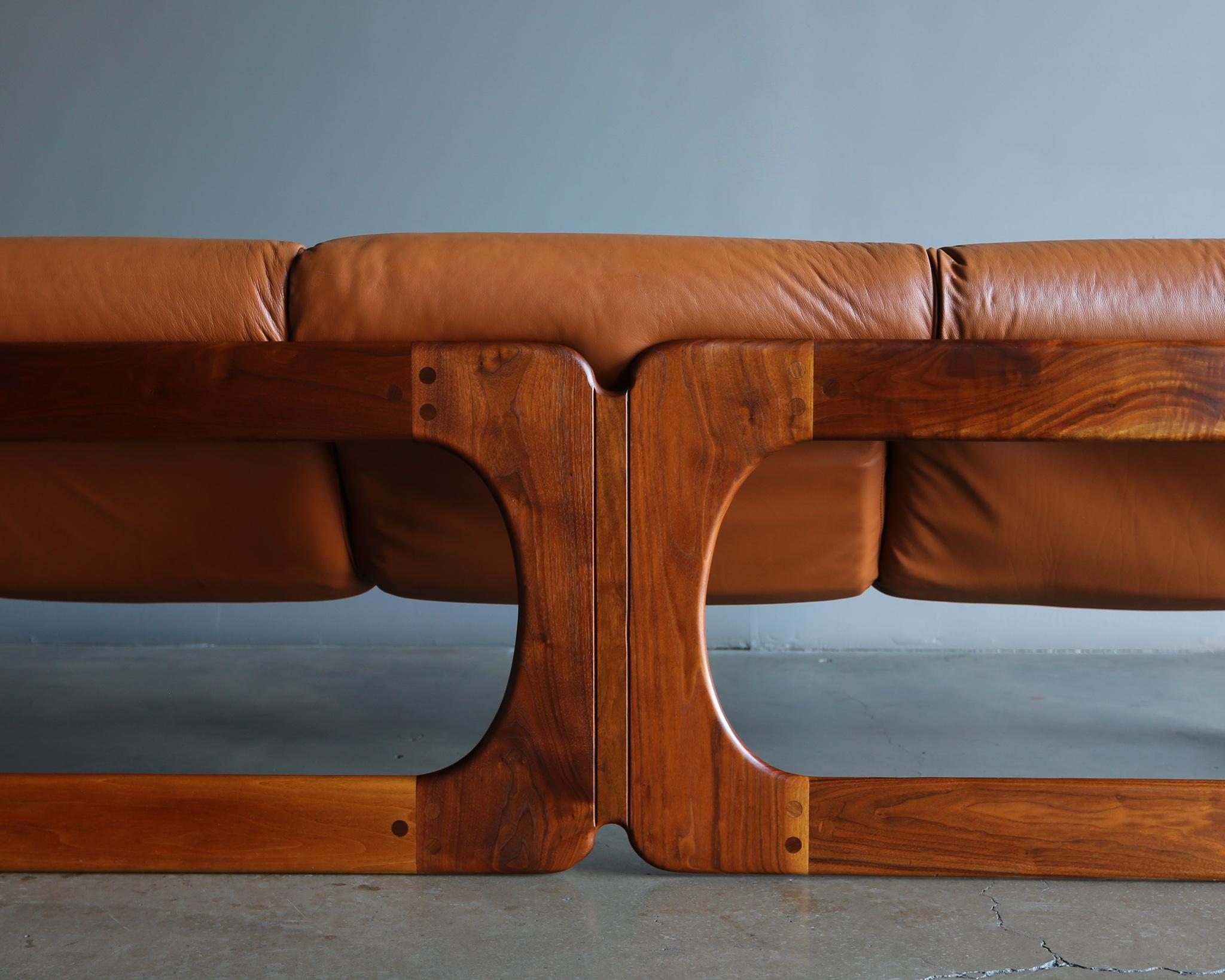 American Lou Hodges Walnut & Leather Sofa for California Design Group, 1970s