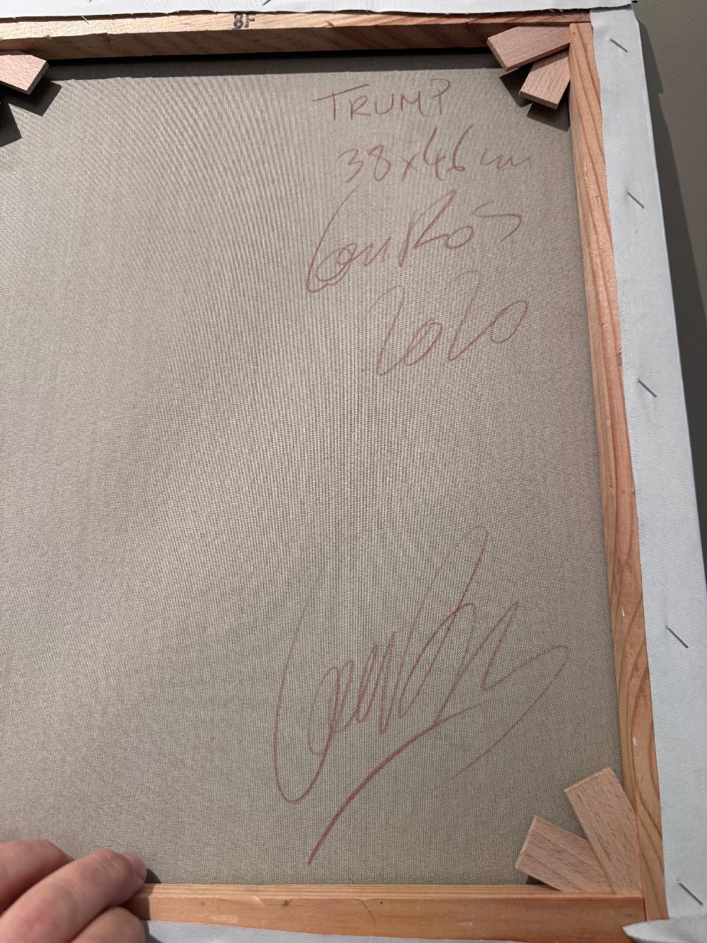 Porträt des umstrittenen ehemaligen Präsidenten und derzeitigen Kandidaten der Republikaner 
Donald Trump

von der bekannten Künstlerin Lou Ros

Acryl auf Leinwand 
rückseitig vom Künstler signiert, datiert und betitelt 
2020


vergangene