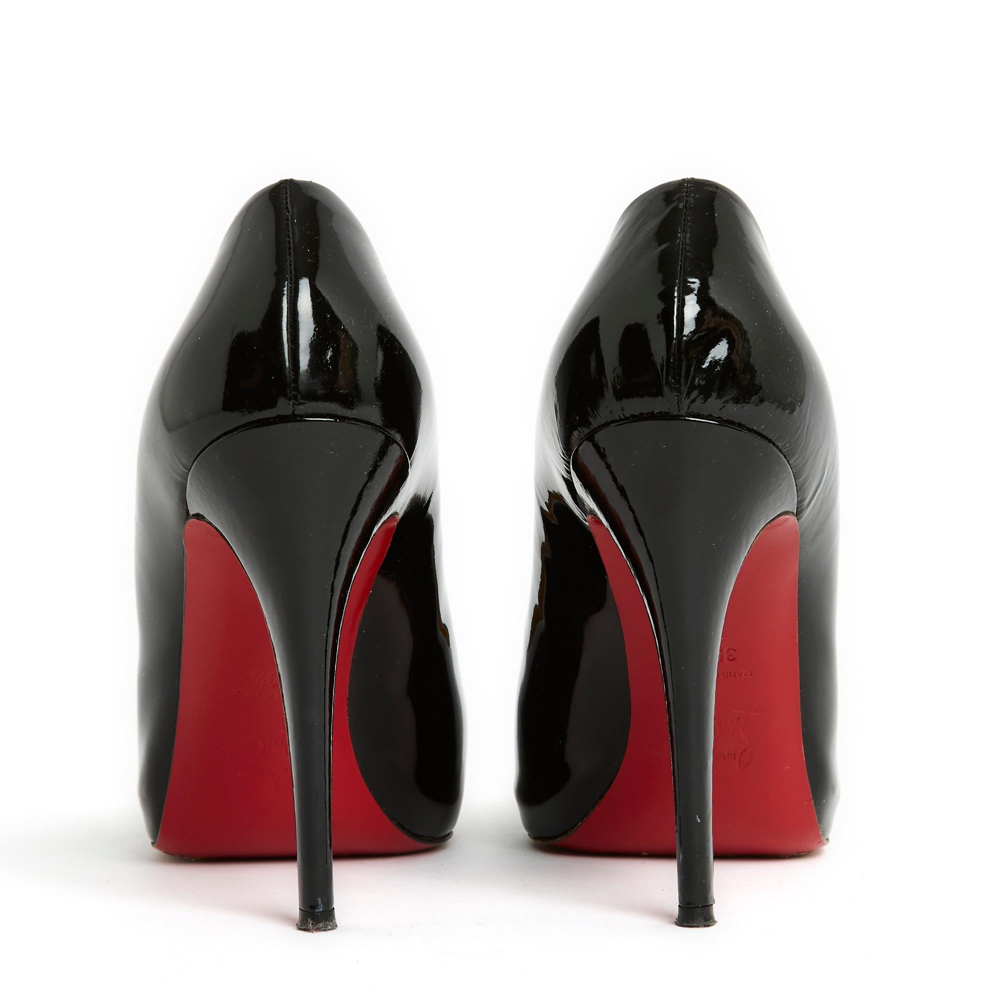 Louboutin Escarpins EU39.5 New Very Prive Patent Leather Heels Pums UK6 US8.5 In Excellent Condition For Sale In PARIS, FR