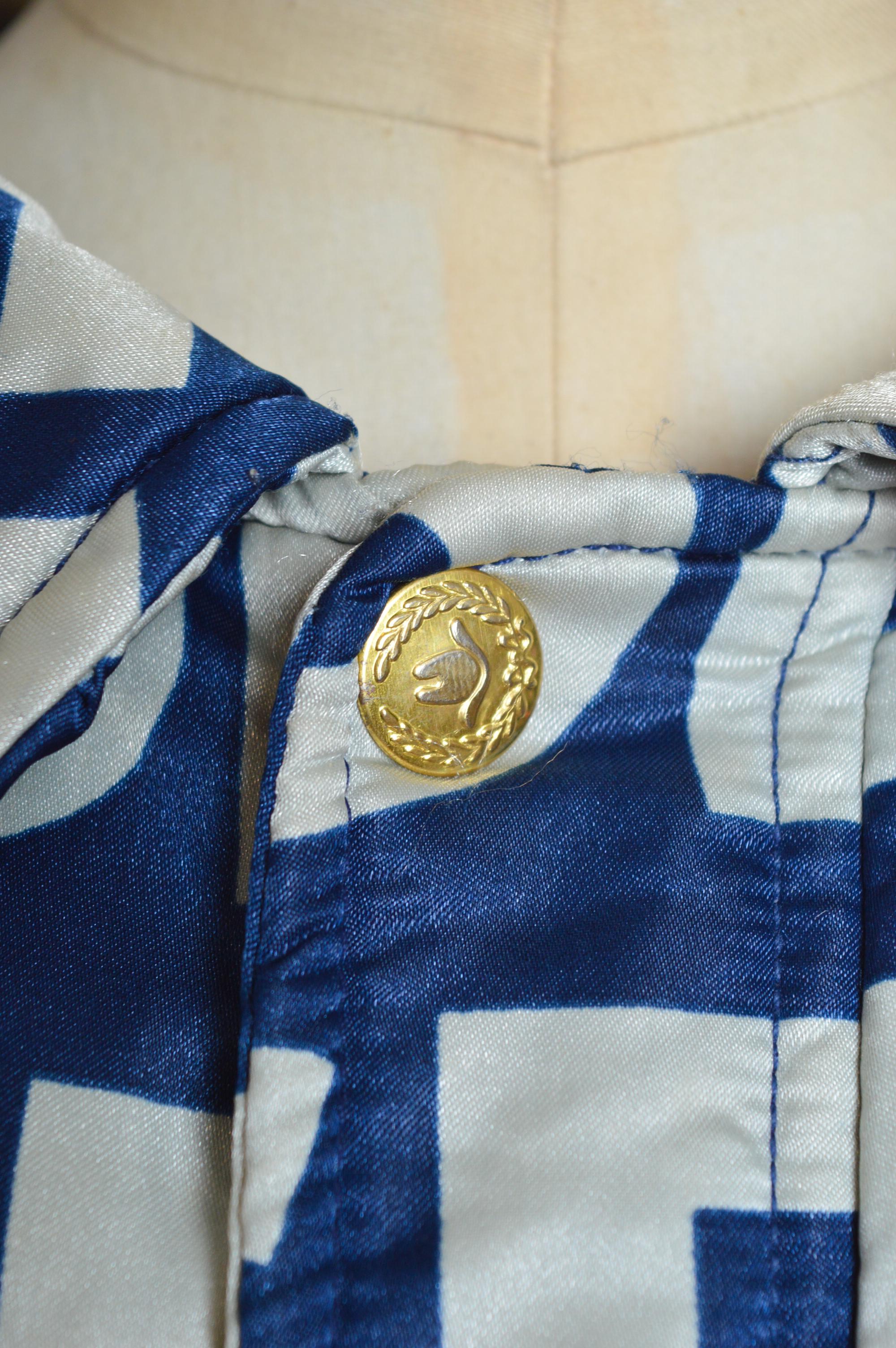 Giacca Bomber Puffa in raso Franco Moschino REUSE / RECYCLE degli anni '90 in vendita 1