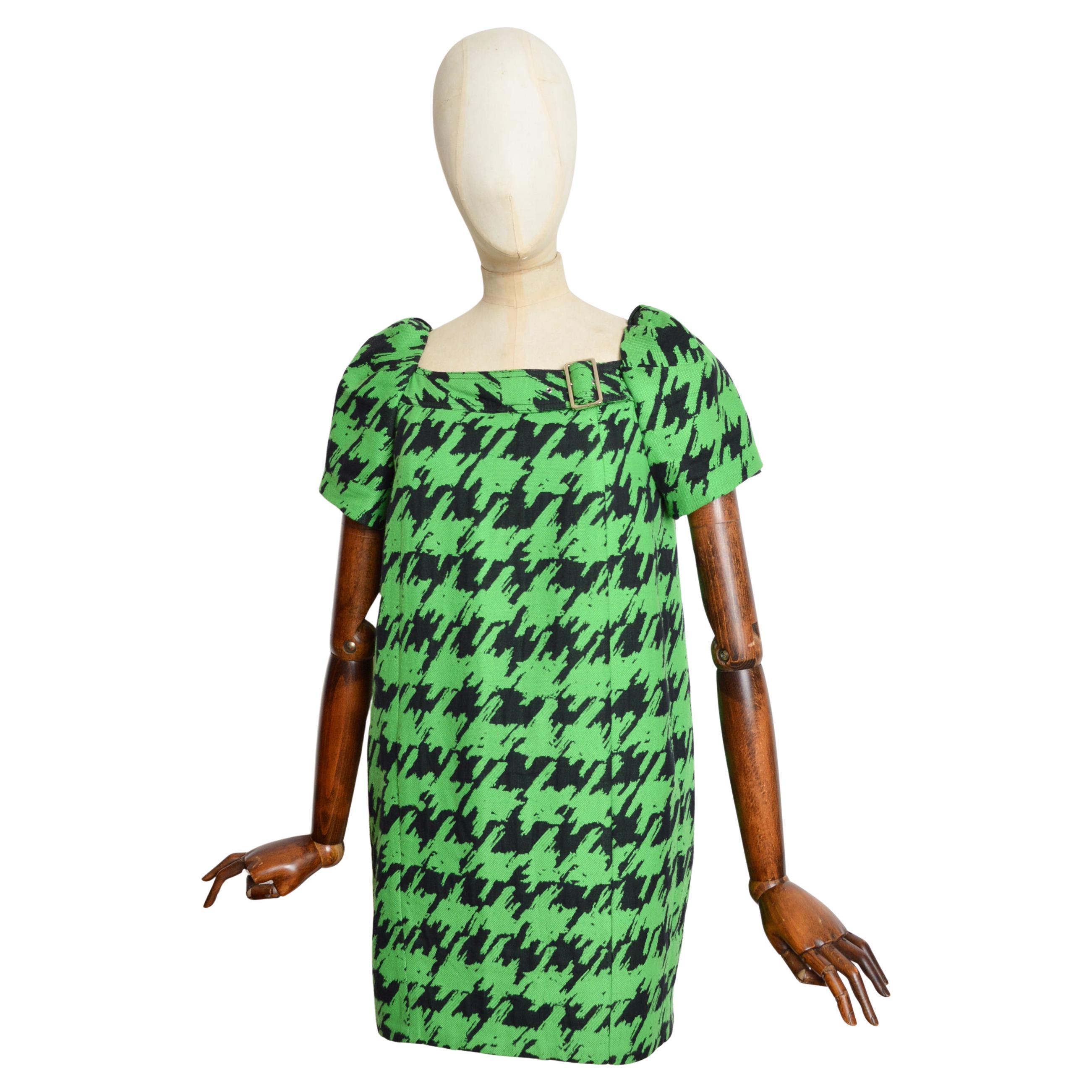Loud Marc Jacobs Circa 2010 Green Hounds Tooth Tweed Buckle Mini Dress en vente