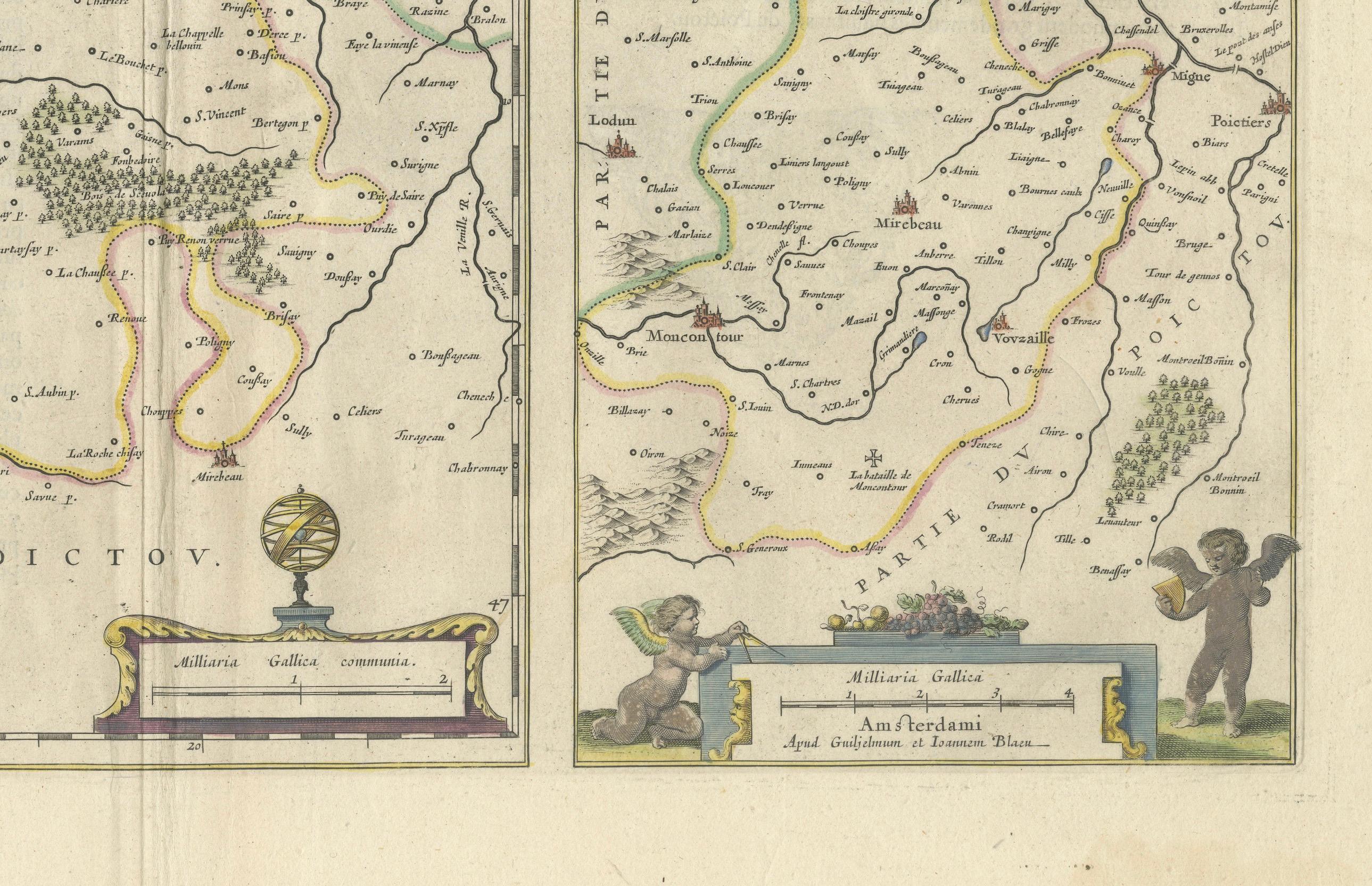 Milieu du XVIIe siècle Loudun et Mirebeau : Un chef-d'œuvre cartographique de la France du XVIIe siècle par Blaeu en vente