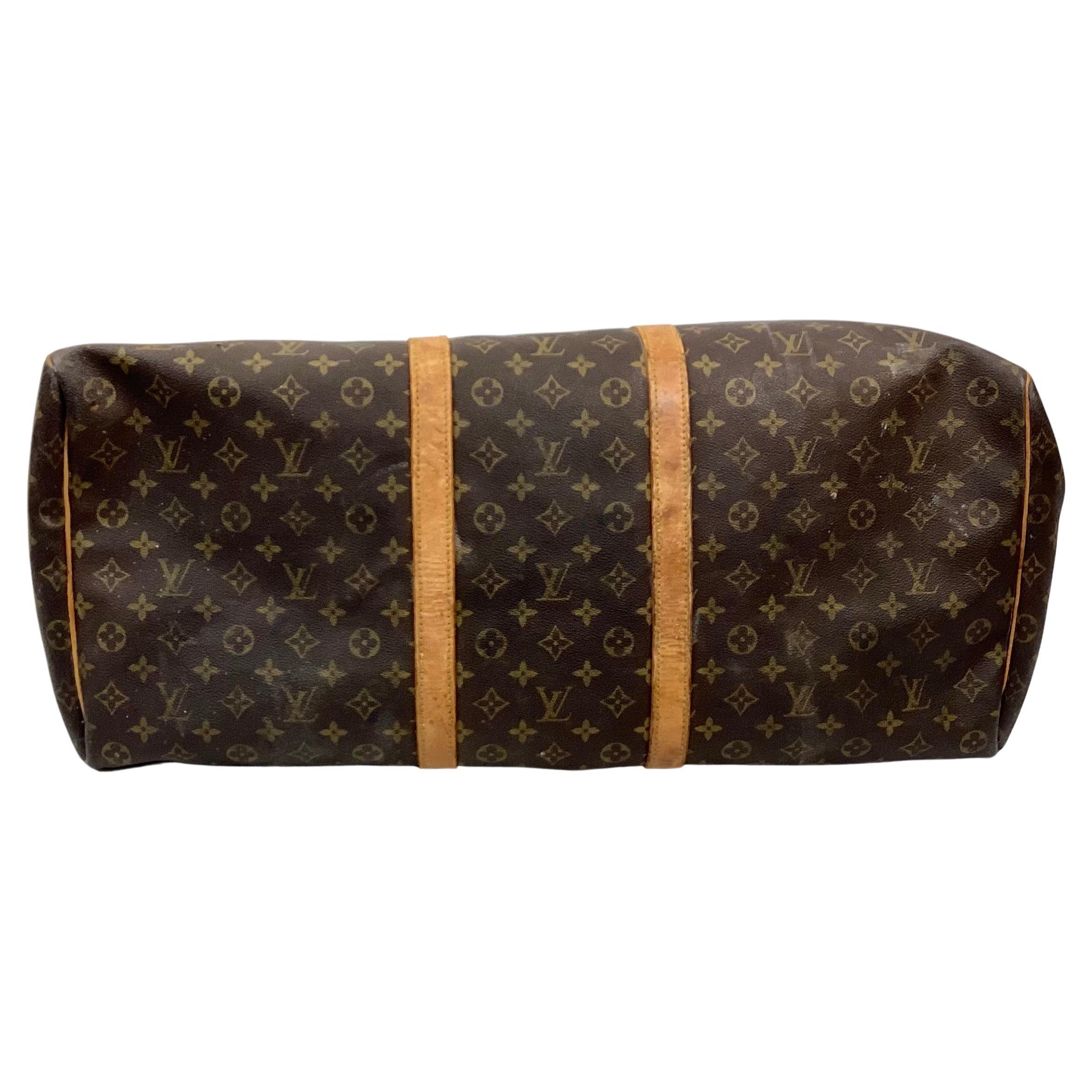 Louie Vuitton Monogram Keepall Travel  Bag For Sale 2