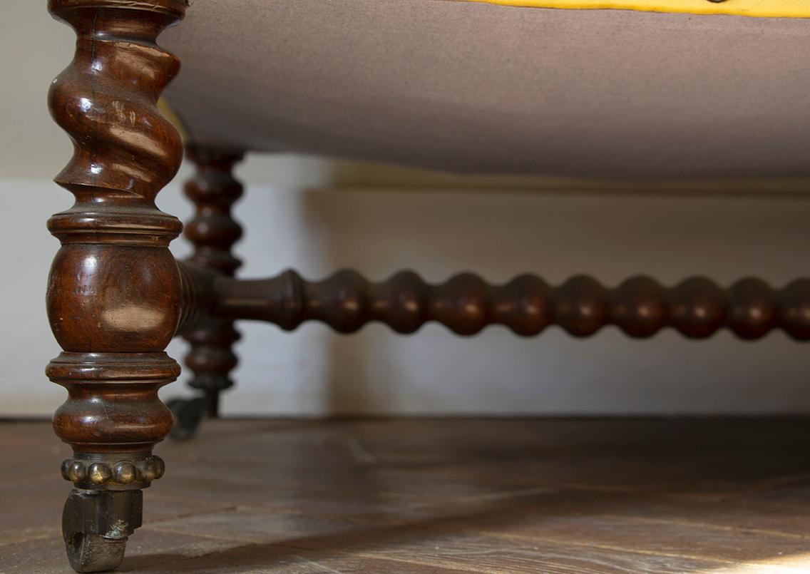 Sofá Banqueta Luis 13 en madera autóctona - XIX - España - Alta Época en venta 2