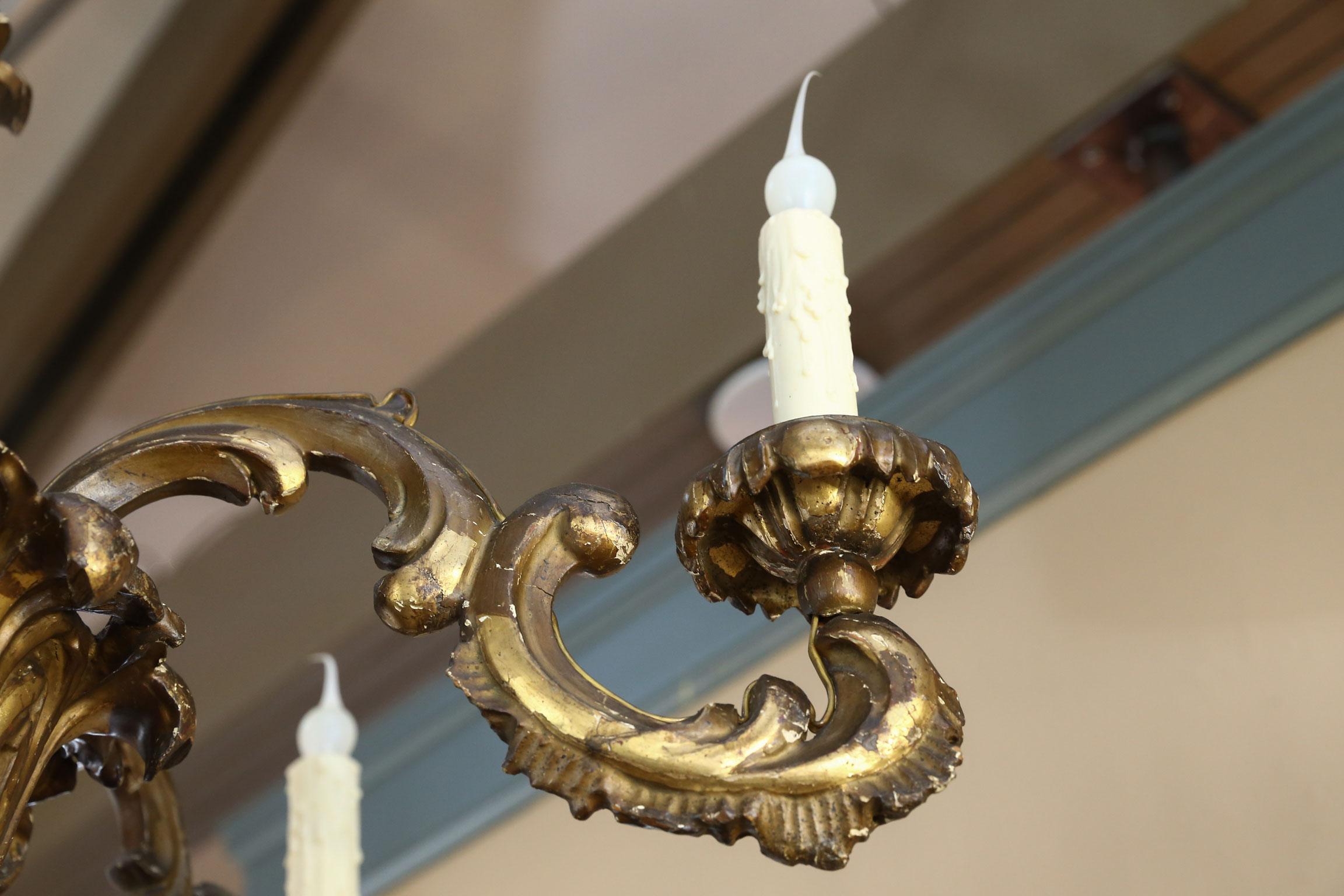 Louis 15 Style Gilt on Carved Wood Antique Chandelier In Good Condition In Houston, TX