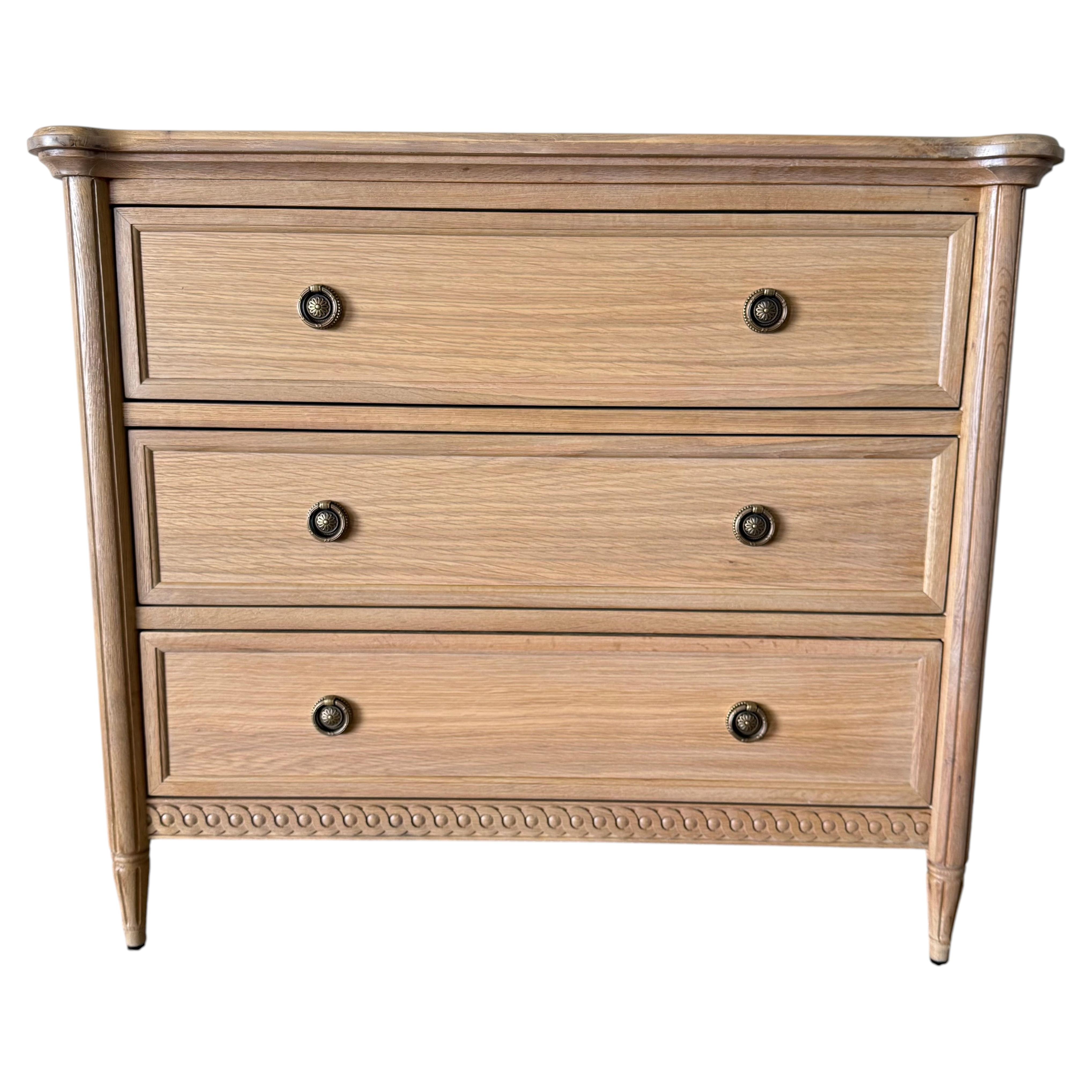 Louis 3 Drawer Commode - White Oak