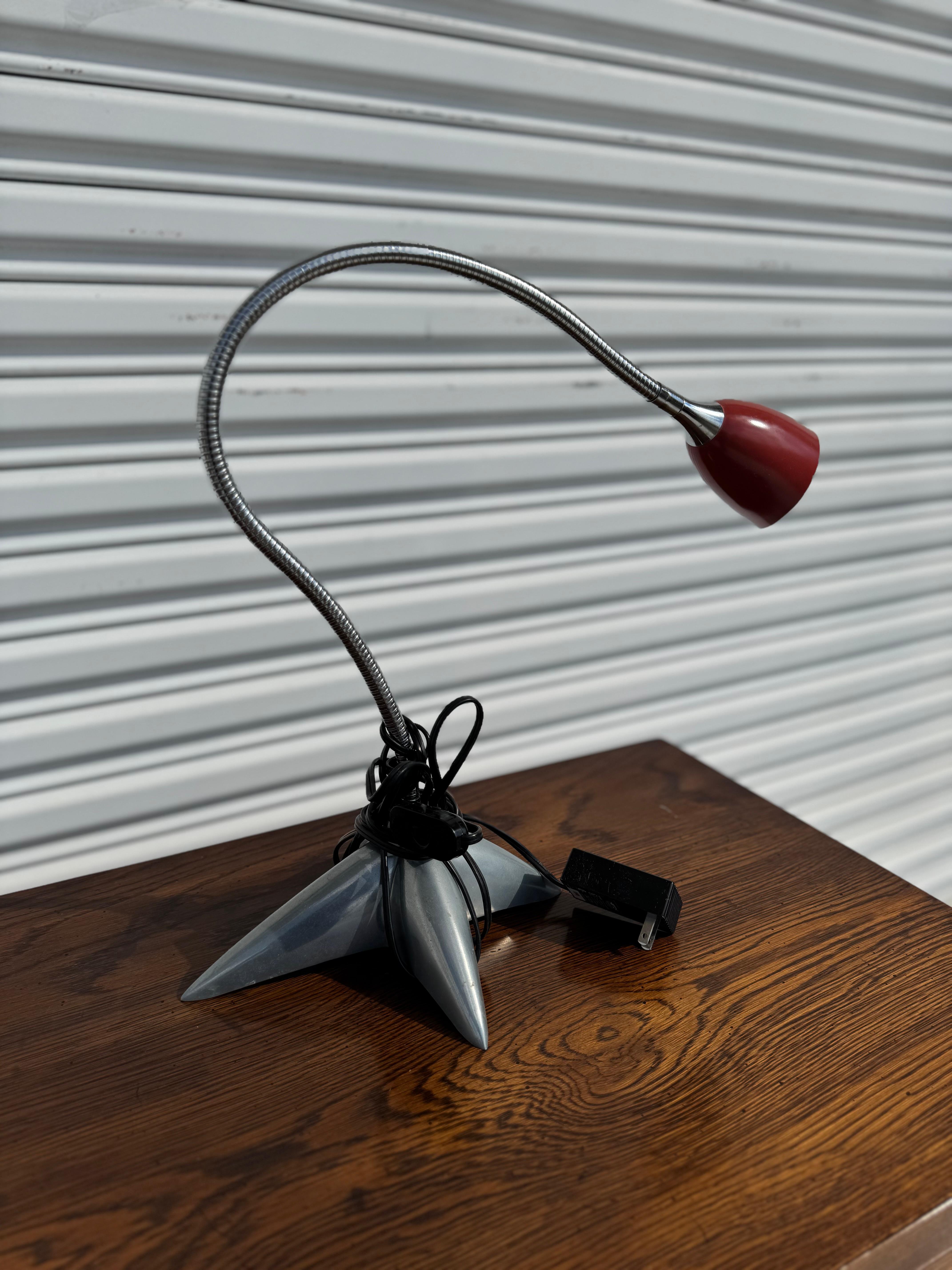 Louis A. LARA pour Dansk Lampe à poser réglable Bon état - En vente à Pasadena, TX