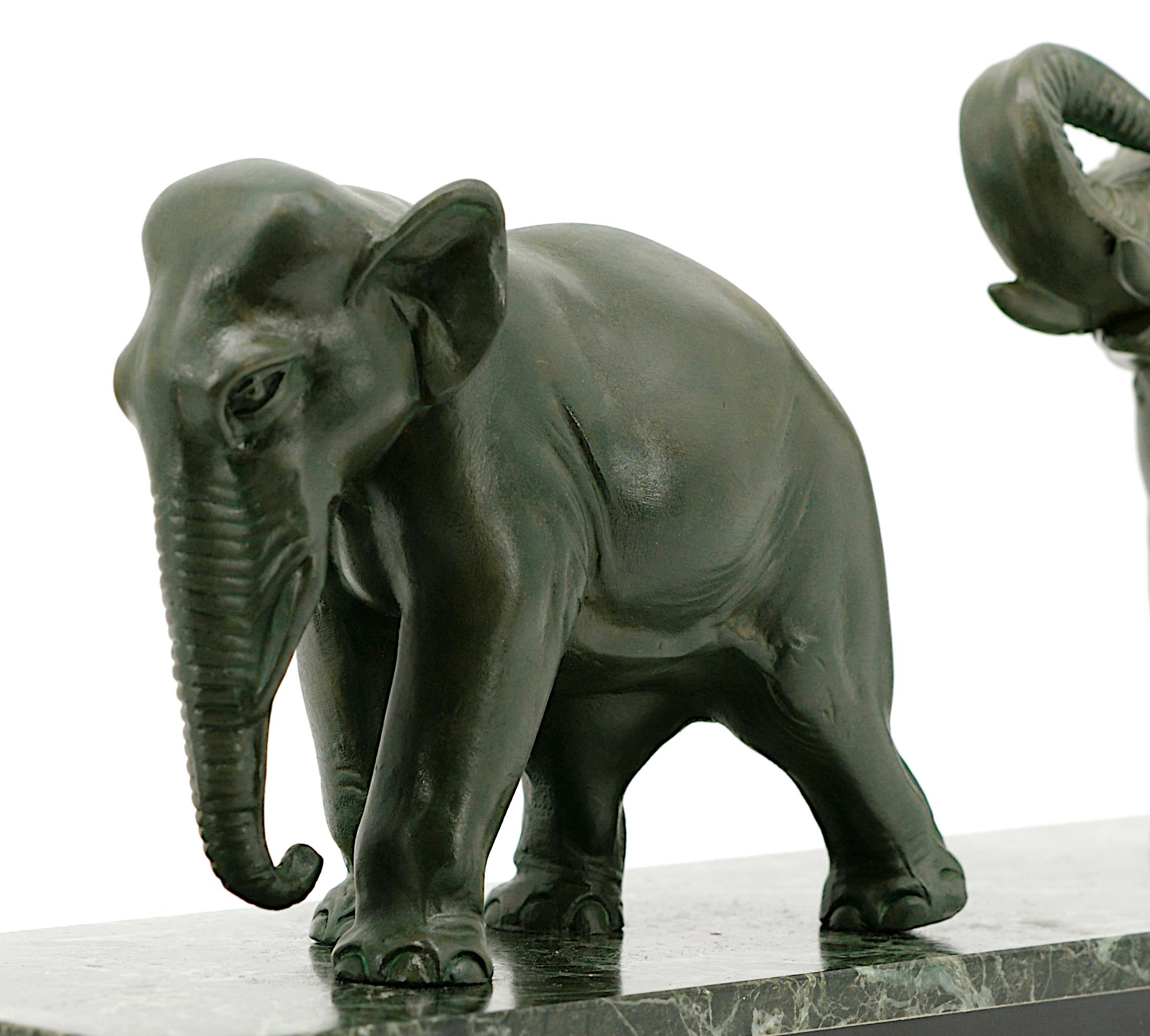 Early 20th Century Louis-Albert Carvin Elephant Couple Sculpture 1920 For Sale