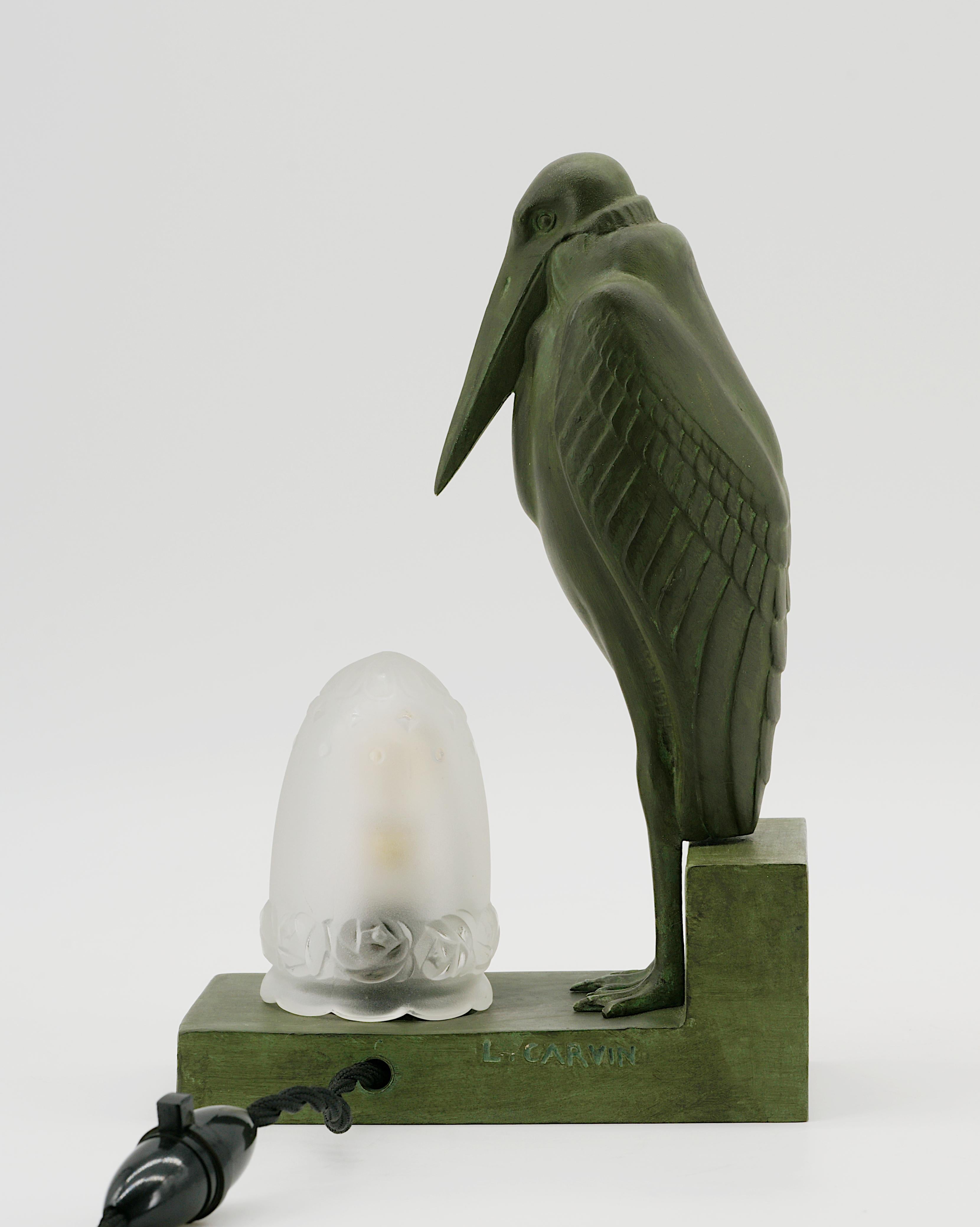 Louis-Albert Carvin Lampe de table ou veilleuse en forme de sculpture de marabout 1920 en vente 1