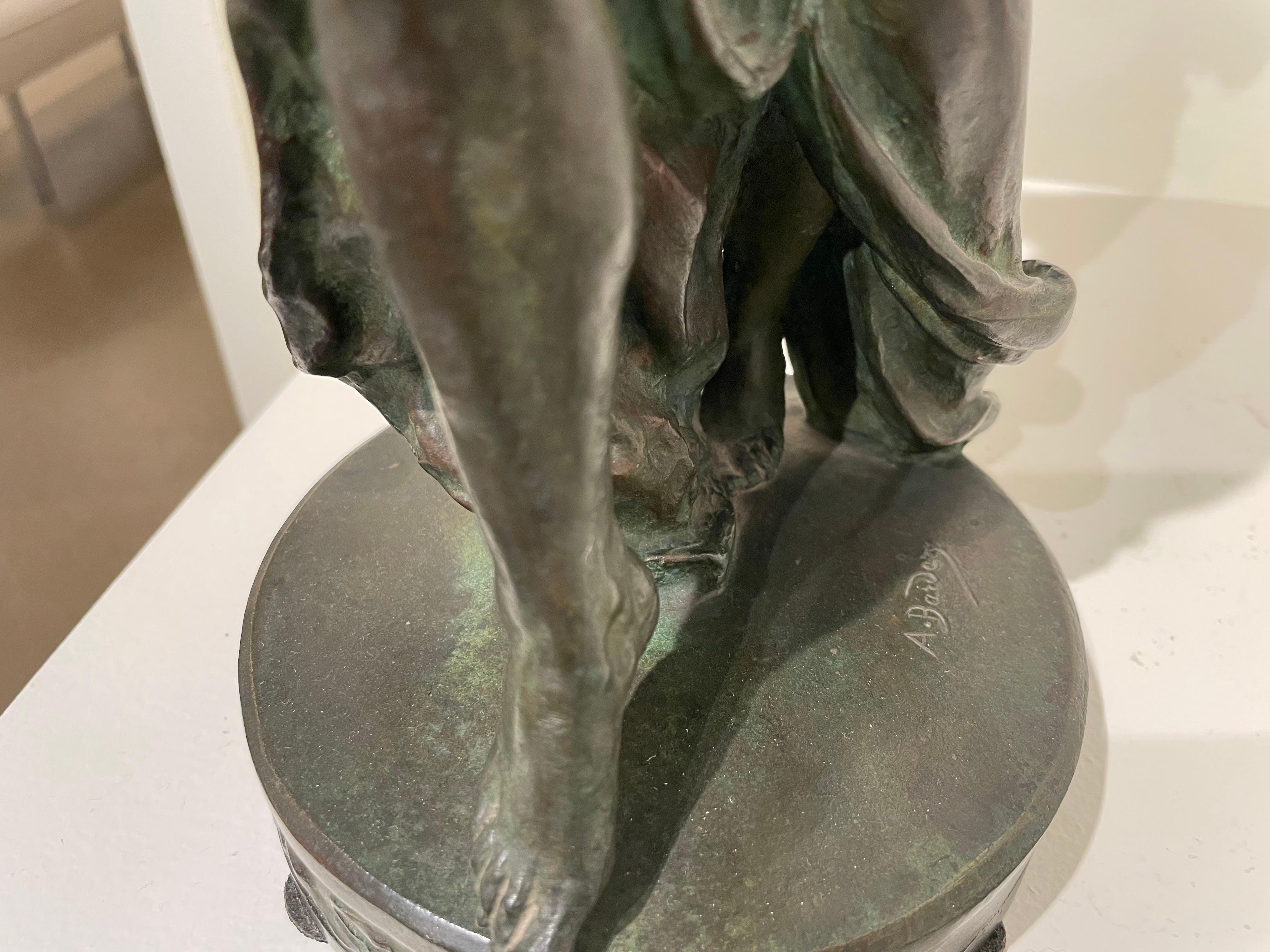Musa de la Danza, Escultura francesa de bronce de mujer de principios del siglo XX en venta 10