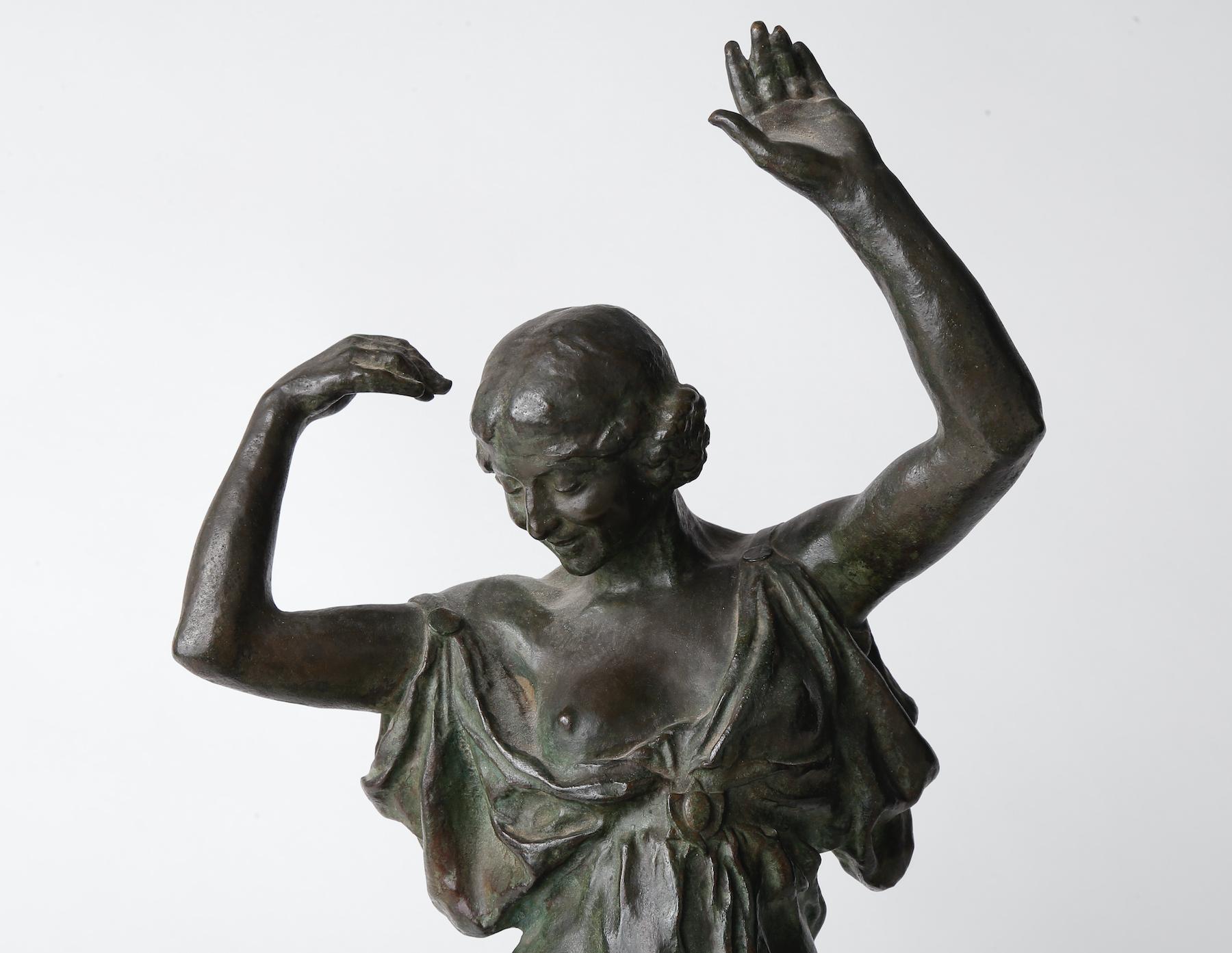 Muse of Dance, Early 20th century French bronze sculpture of woman For Sale 2