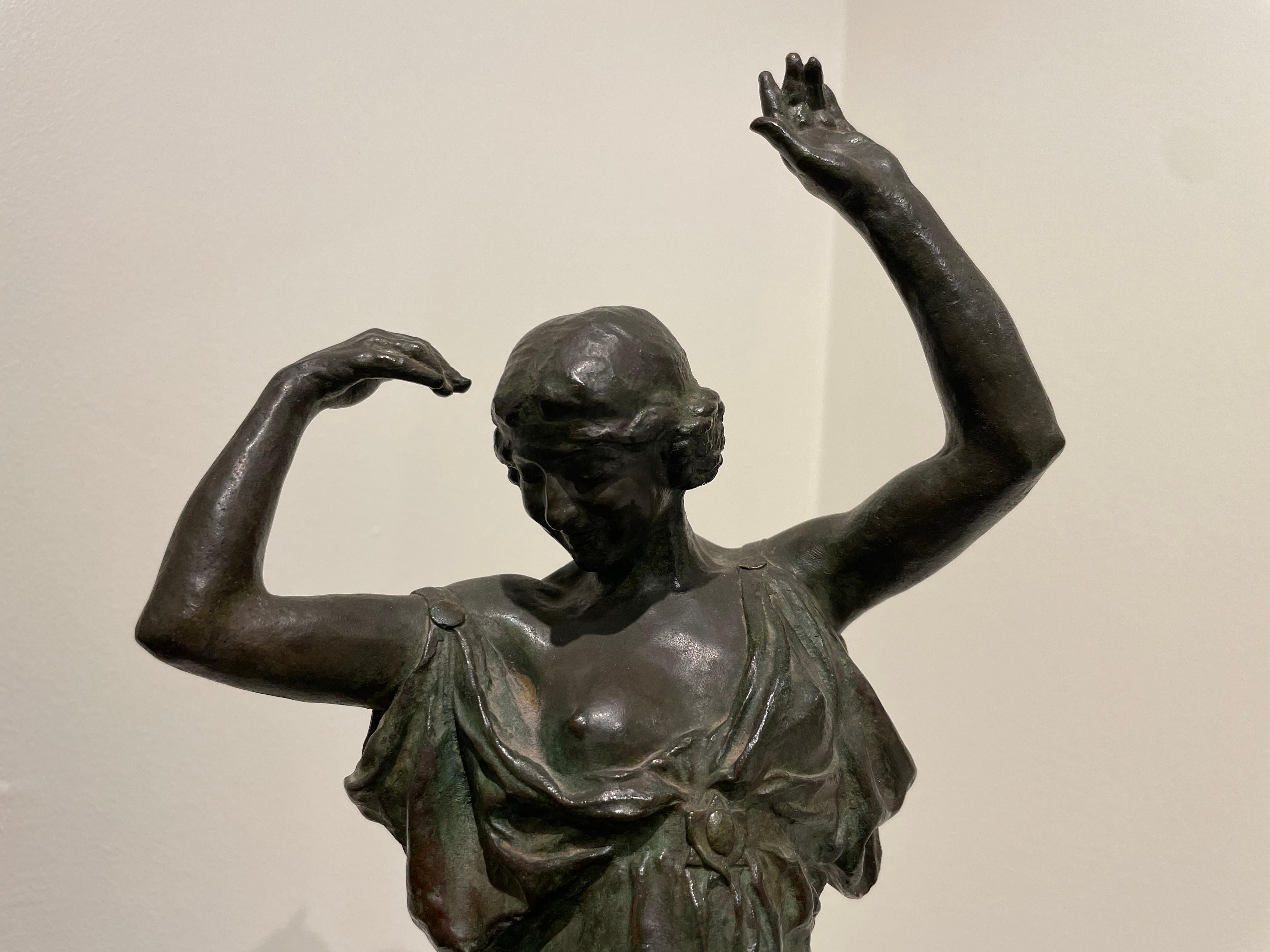 Musa de la Danza, Escultura francesa de bronce de mujer de principios del siglo XX en venta 4