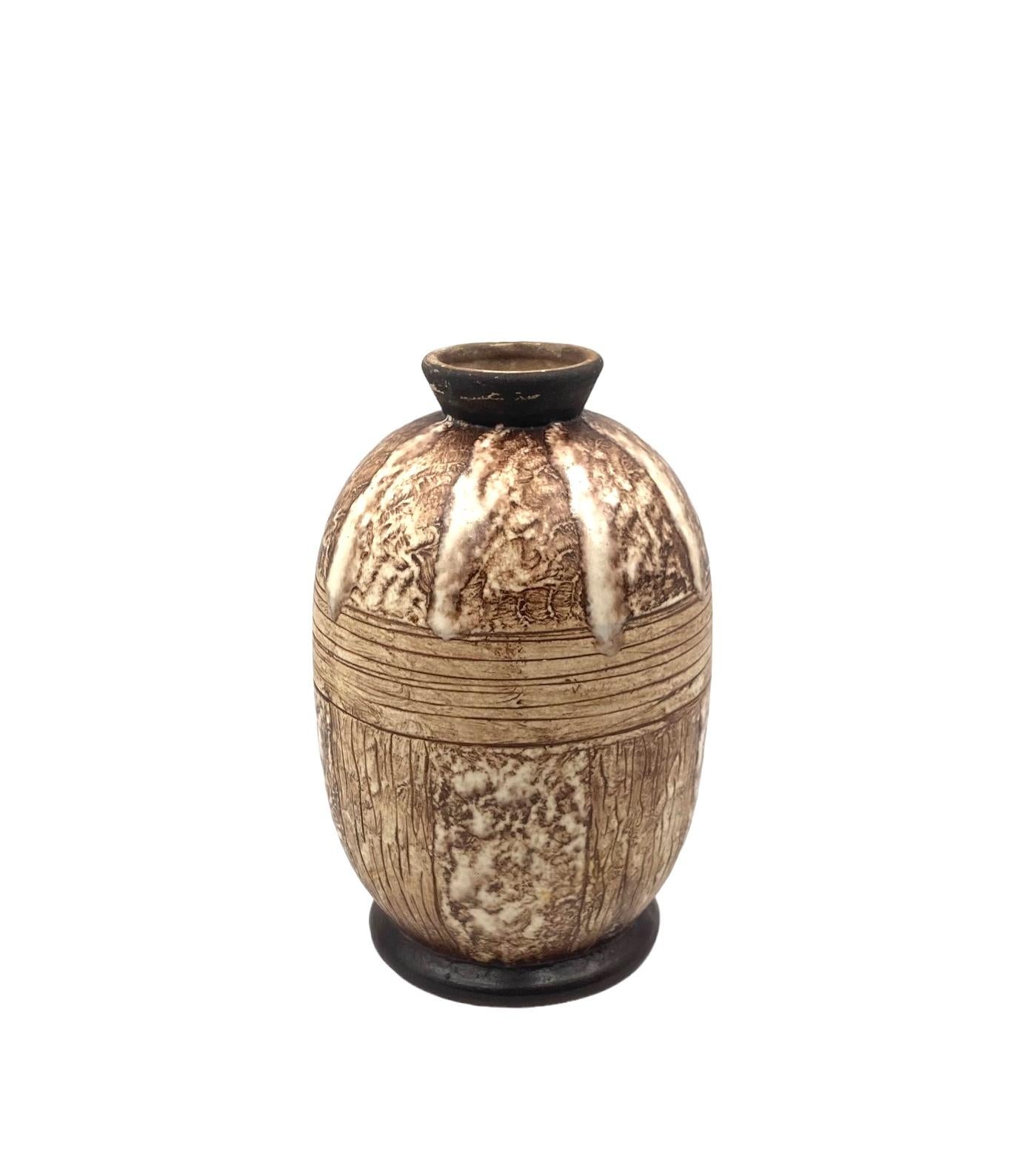 Louis Auguste Dage, Art Deco unique ceramic vase, France 1930 in vendita 5