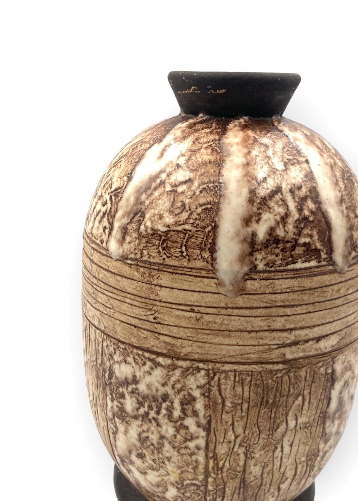 Louis Auguste Dage, Art Deco unique ceramic vase, France 1930 in vendita 11