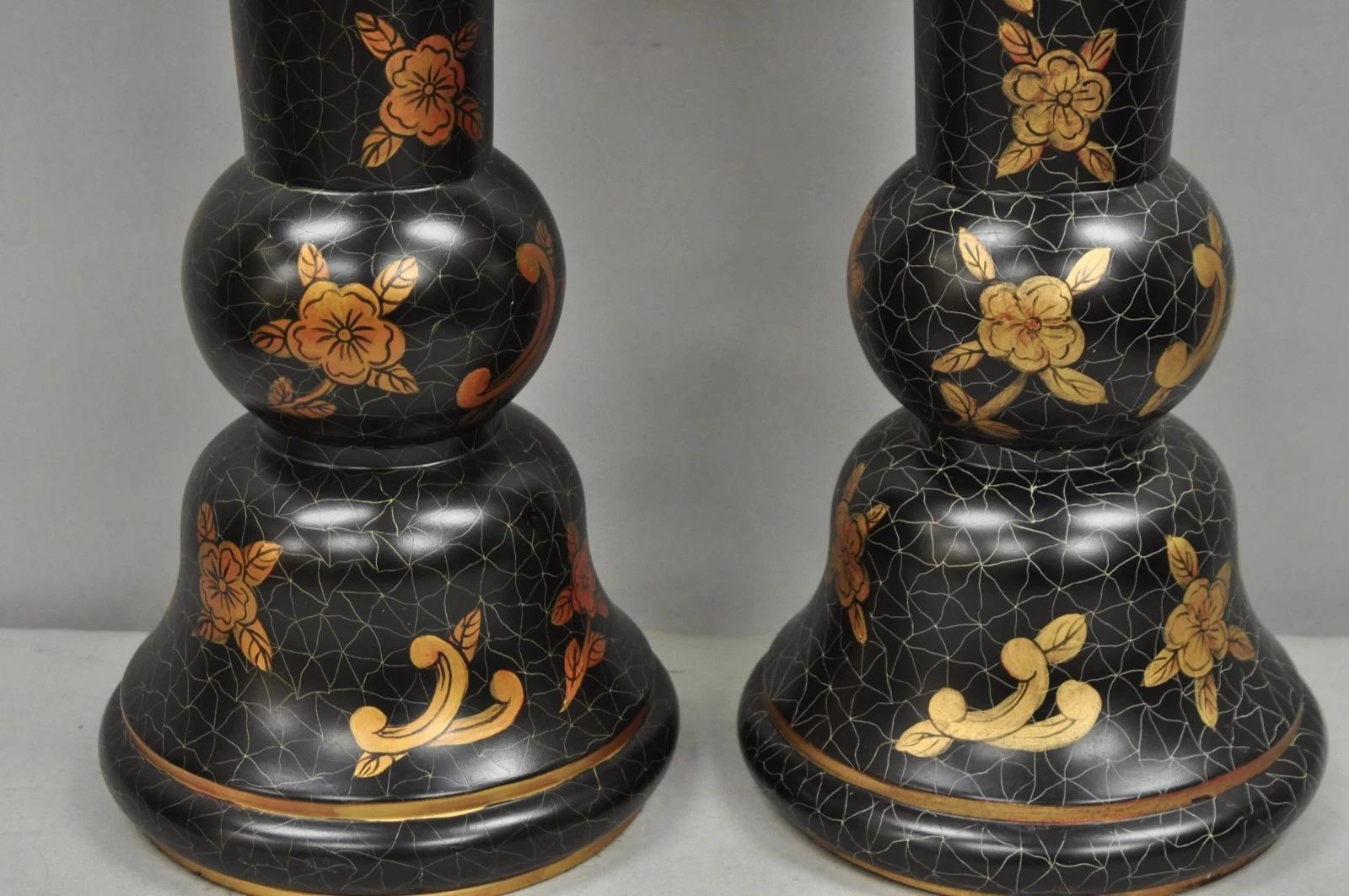 Pareja de lámparas de sobremesa contemporáneas Louis Baldinger & Sons pintadas en negro y dorado Desconocido en venta