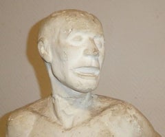 Gips-Skulptur von Louis Burton, signiert und datiert 44, accidents and Losses