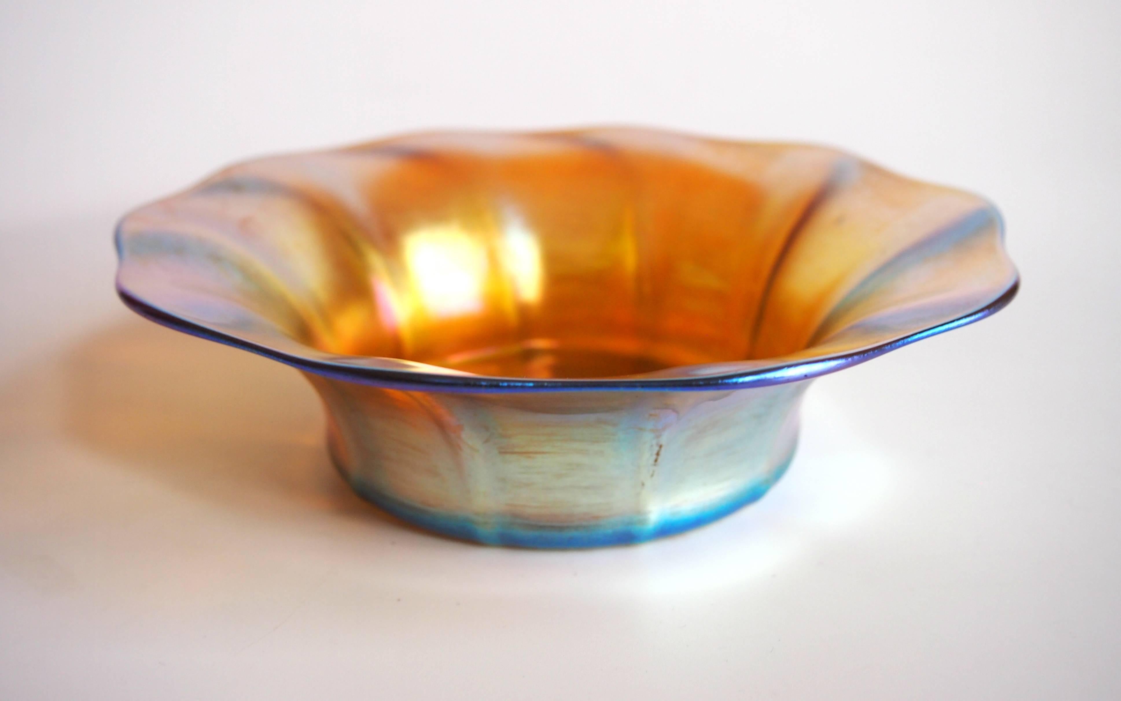 American Louis Comfort Tiffany Art Nouveau Ribbed Favrile Dish