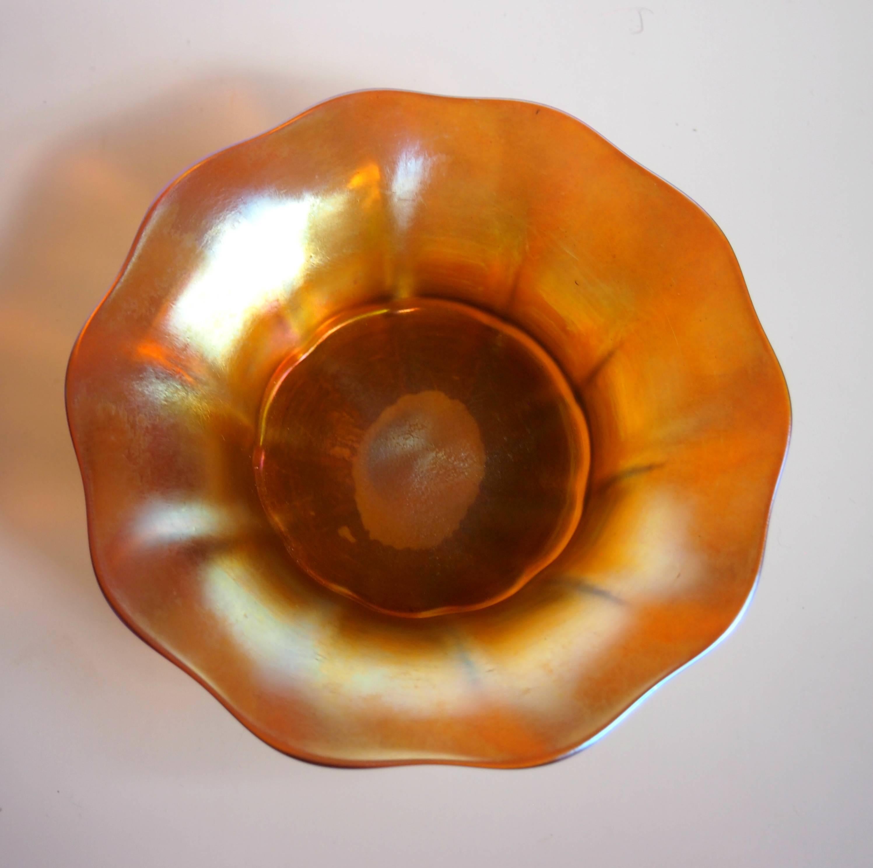 Early 20th Century Louis Comfort Tiffany Art Nouveau Ribbed Favrile Dish