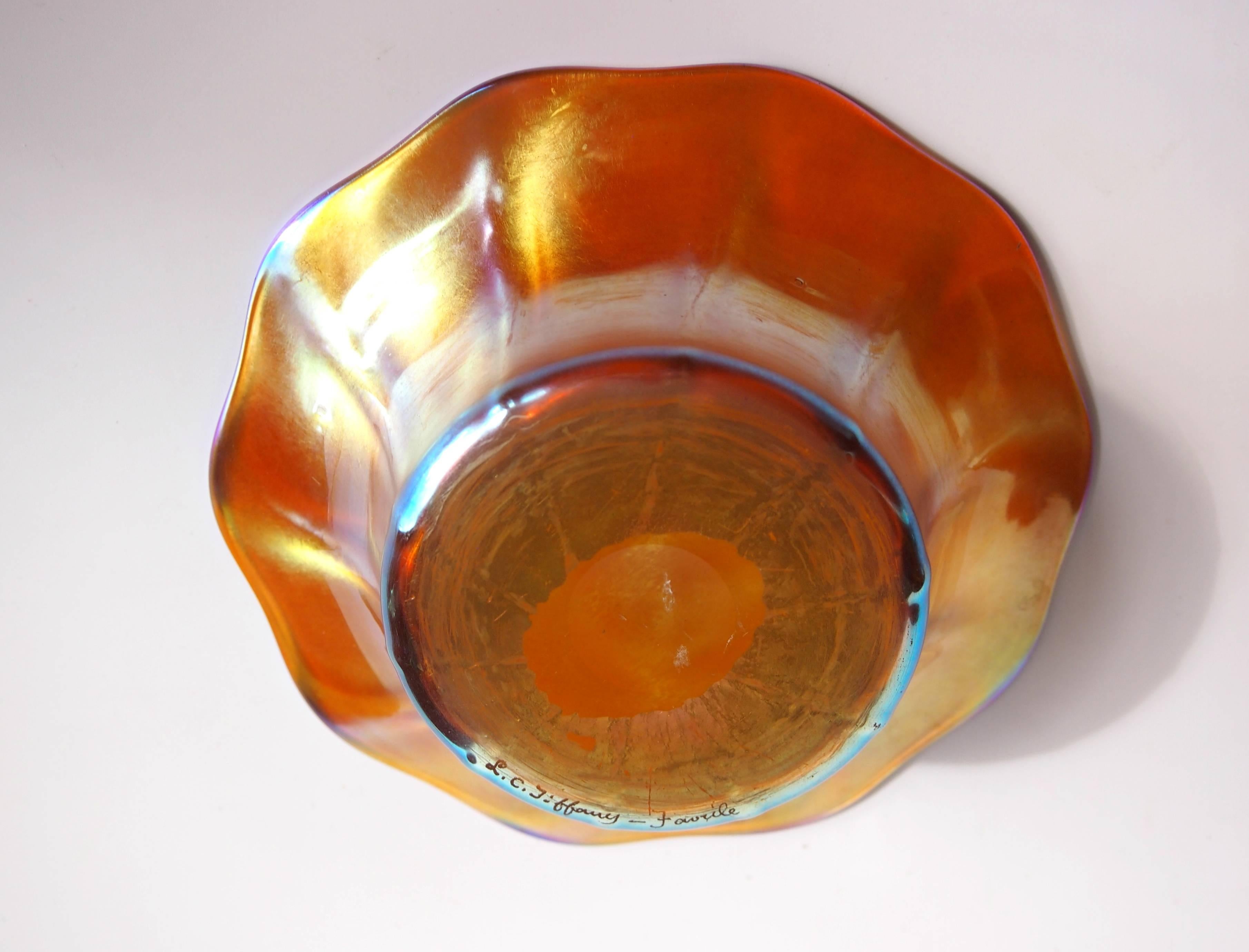 Art Glass Louis Comfort Tiffany Art Nouveau Ribbed Favrile Dish