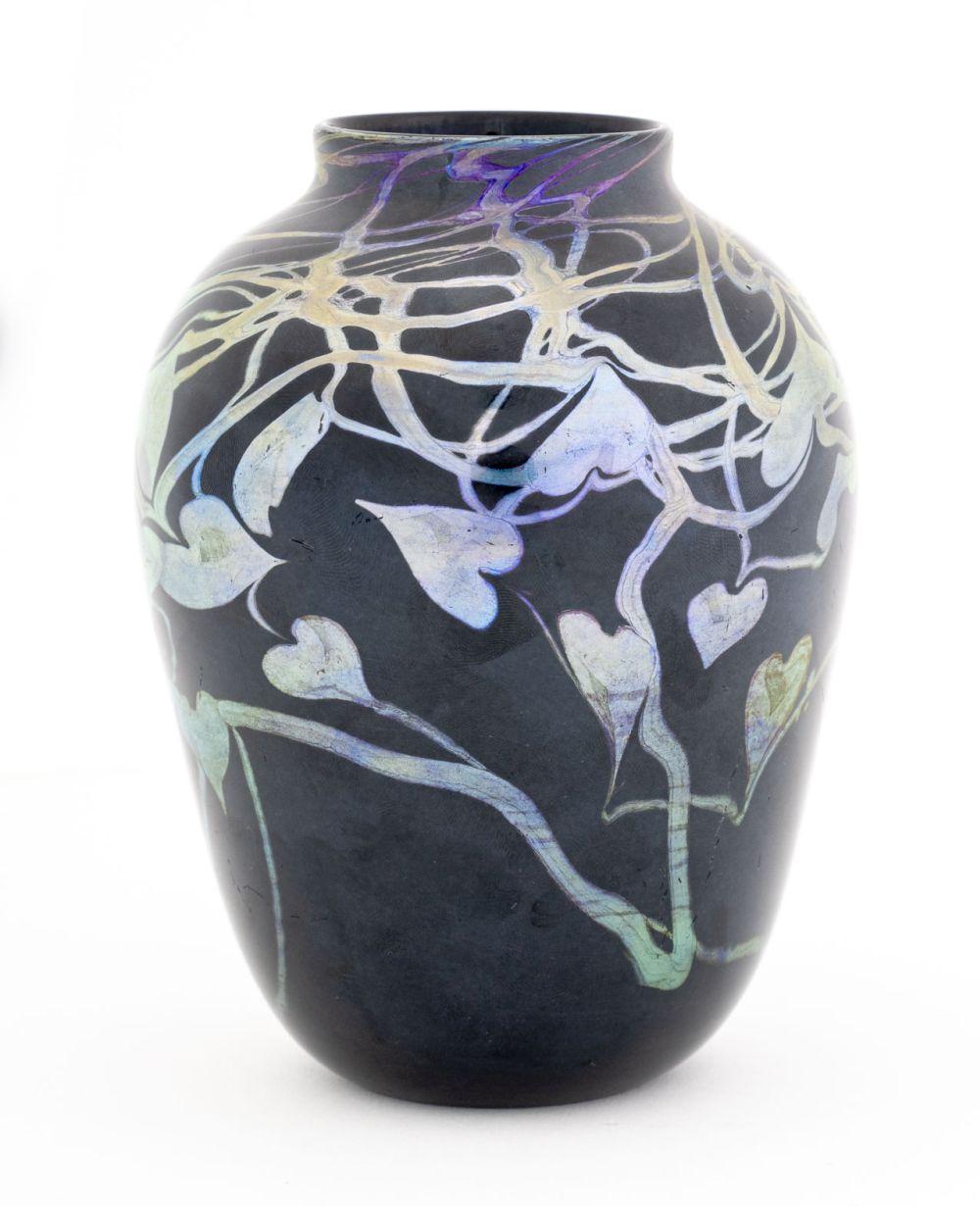 Louis Comfort Tiffany Favrile Glass Vase In condizioni buone in vendita a Astoria, NY