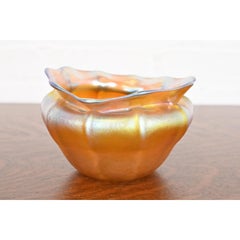 Louis Comfort Tiffany Favrile Iridescent Art Glass Bowl With Scalloped Edge