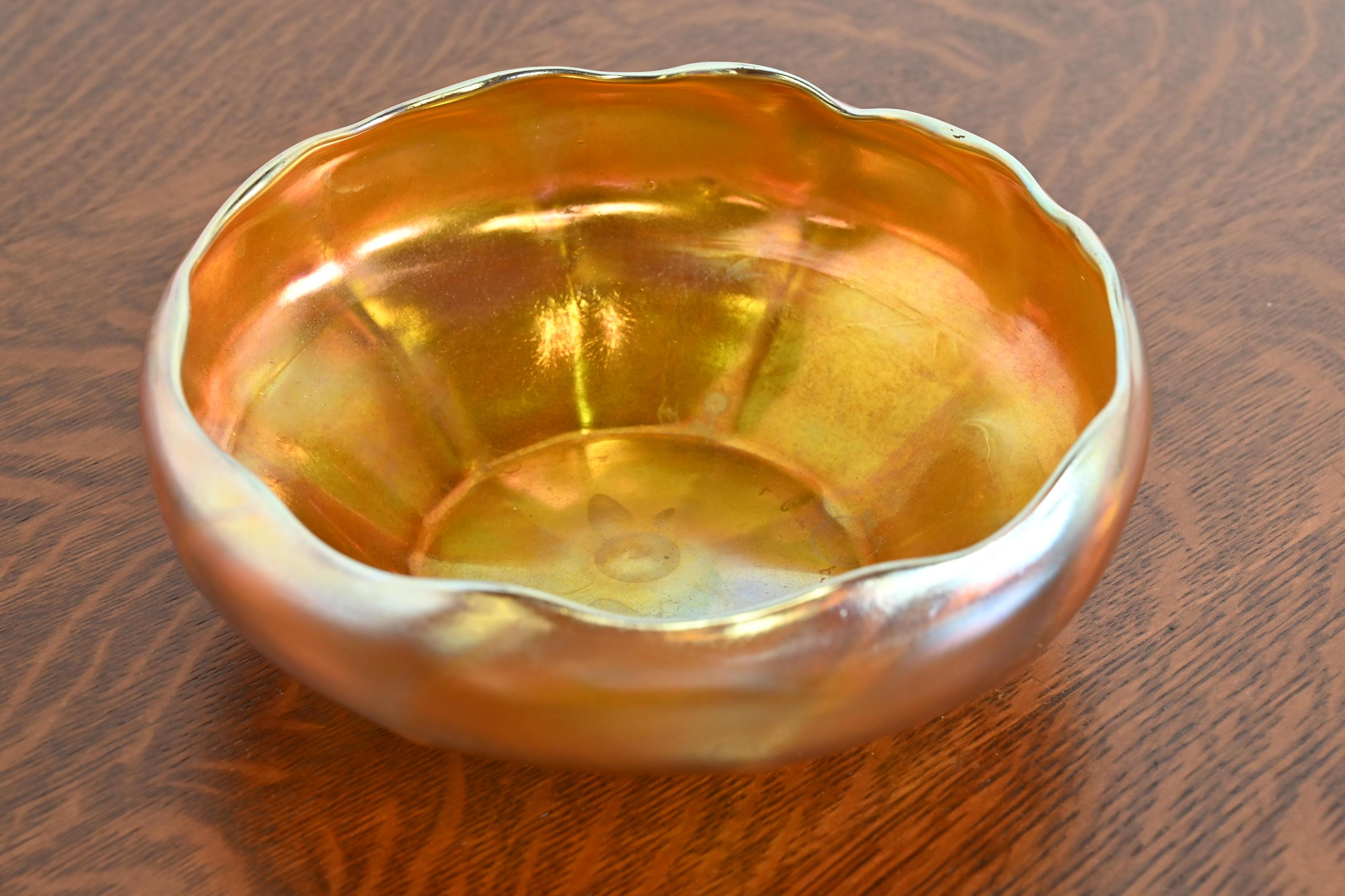 American Louis Comfort Tiffany Favrile Iridescent Art Glass Bowl With Scalloped Edge