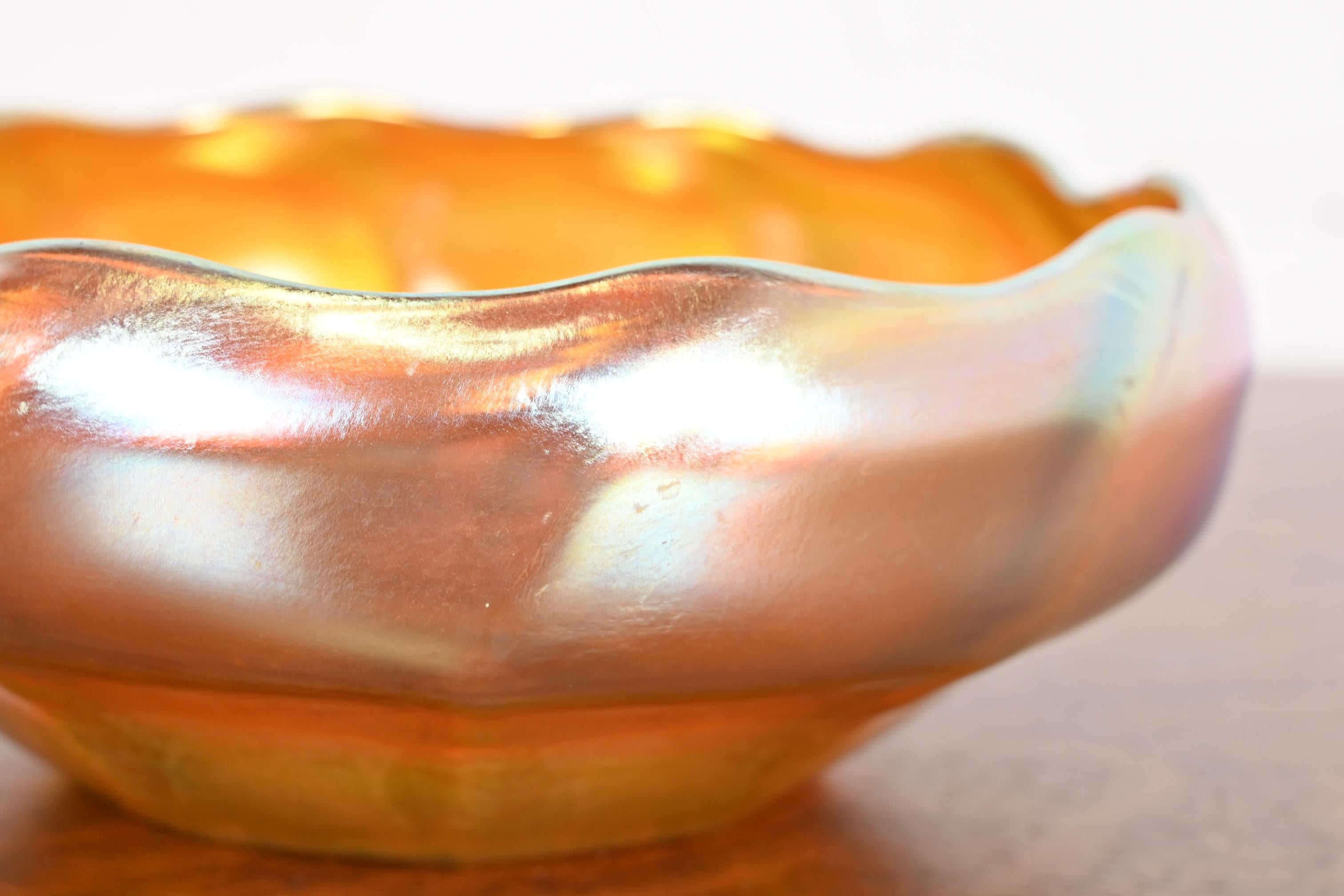 Louis Comfort Tiffany Favrile Iridescent Art Glass Bowl With Scalloped Edge 1