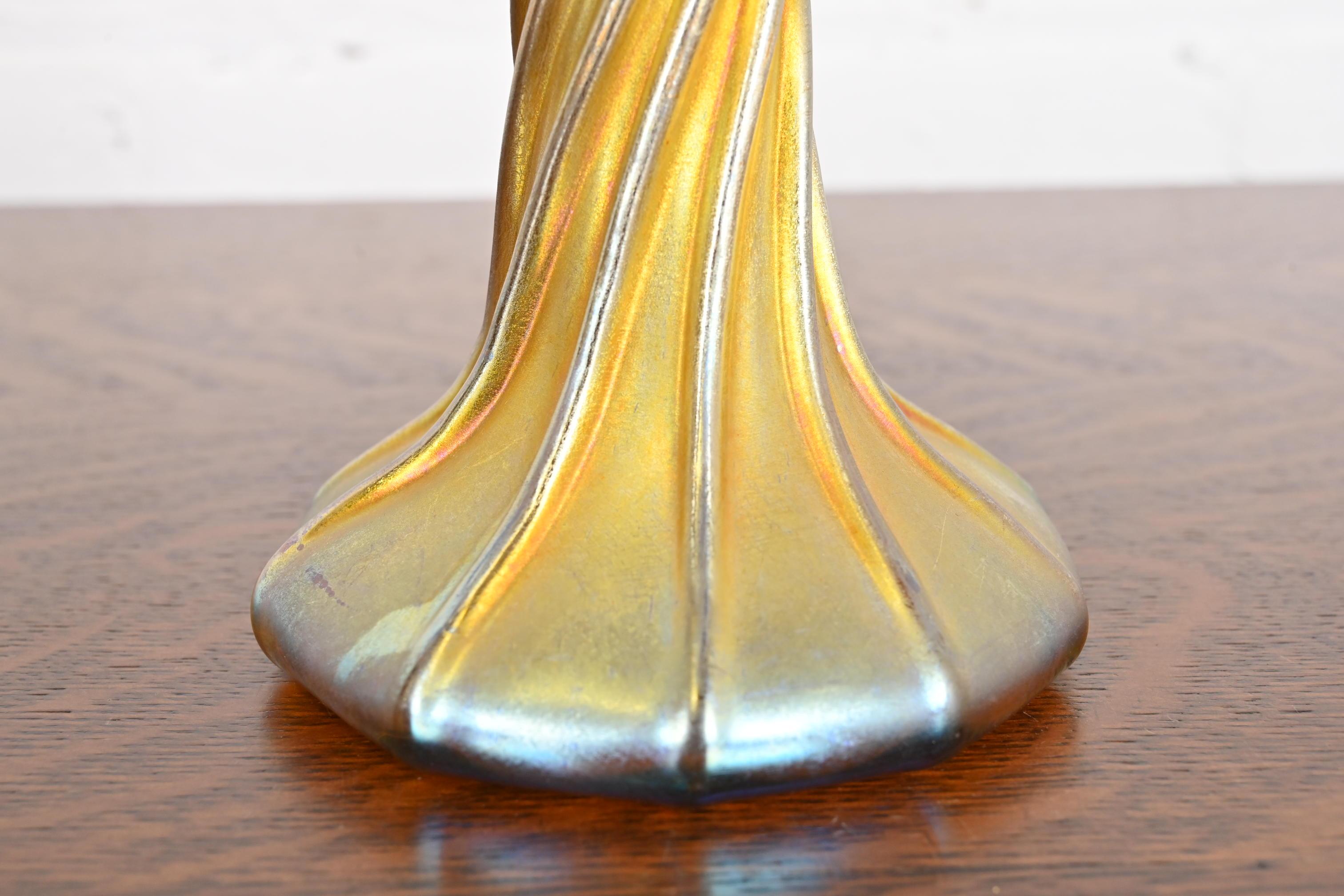 Lampe à bougie Tiffany Favrile en verre d'art irisé Louis Comfort en vente 3