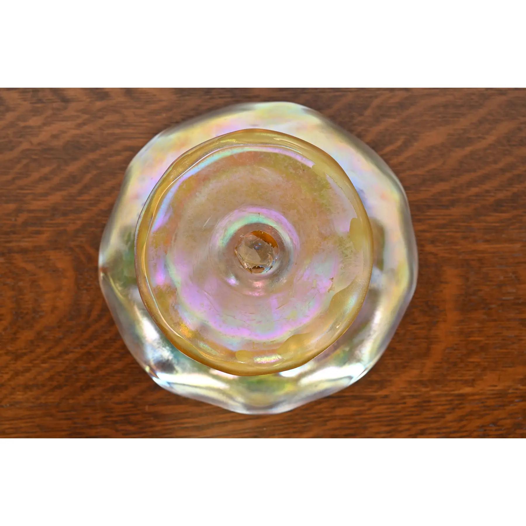 Plato o Tazza para Compota de Vidrio Artístico Iridiscente Favrile Louis Comfort Tiffany Vidrio artístico en venta