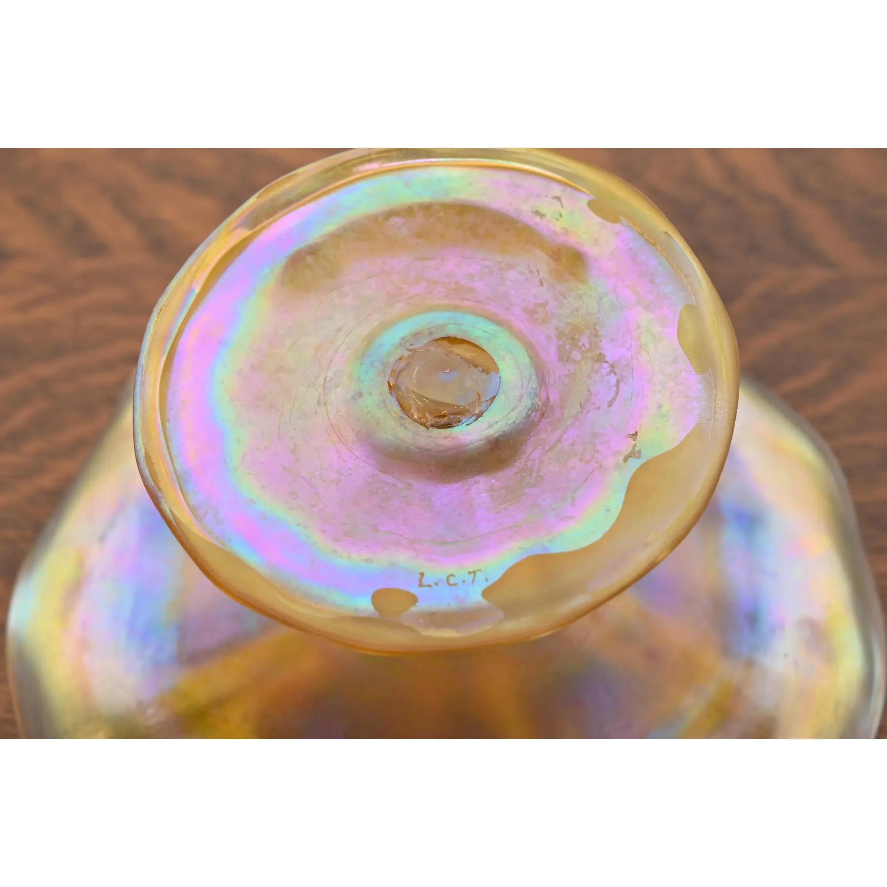 Plato o Tazza para Compota de Vidrio Artístico Iridiscente Favrile Louis Comfort Tiffany en venta 1