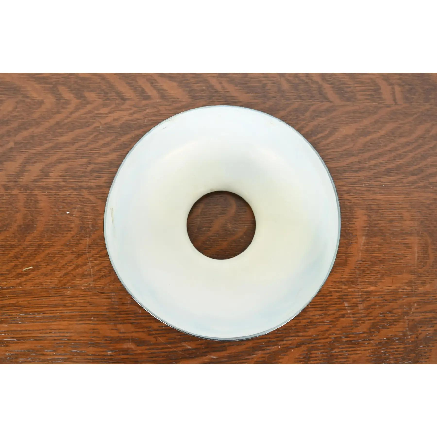 Pantalla de lámpara Louis Comfort Tiffany Favrile Vidrio artístico iridiscente Damasceno siglo XX en venta