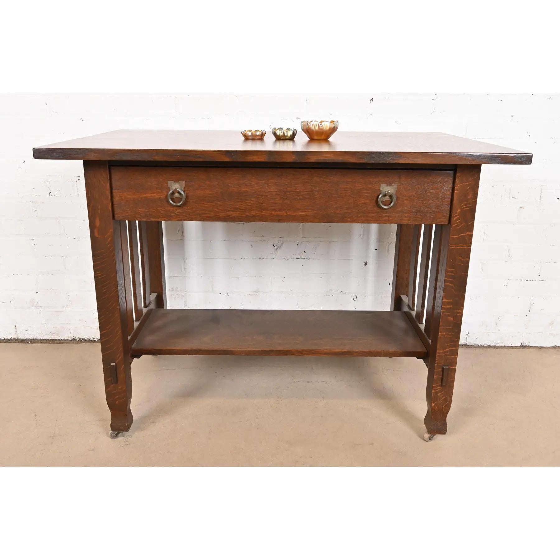 Set de tres saleros de vidrio artístico iridiscente Favrile de Louis Comfort Tiffany en venta 1
