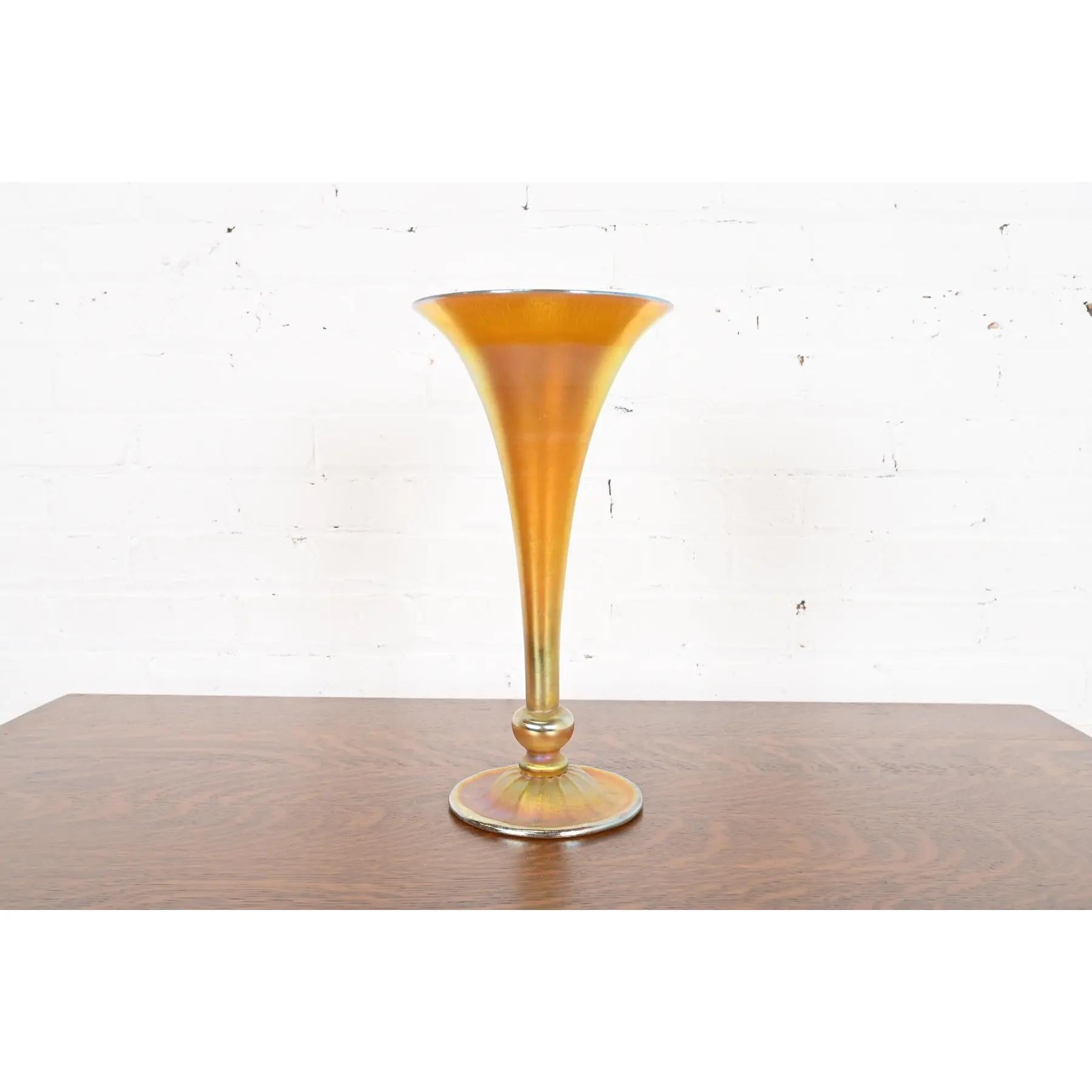 Louis Comfort Tiffany Favrile Iridescent Art Glass Tall Trumpet Vase For Sale 1