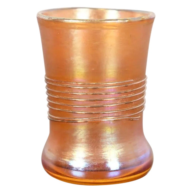 Louis Comfort Tiffany Favrile Iridescent Art Glass Toothpick Holder or Cordial en vente