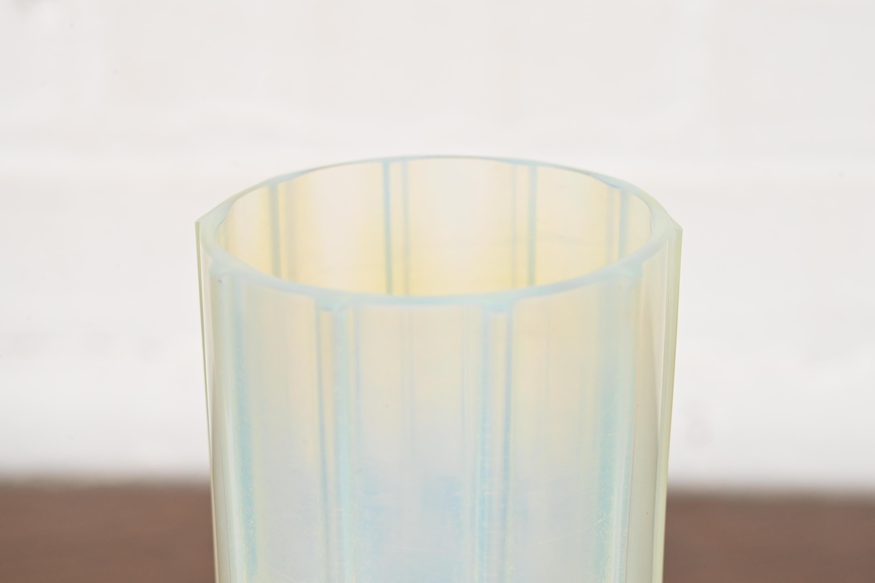 Louis Comfort Tiffany Favrile Opalescent Art Glass Tall Vase 1