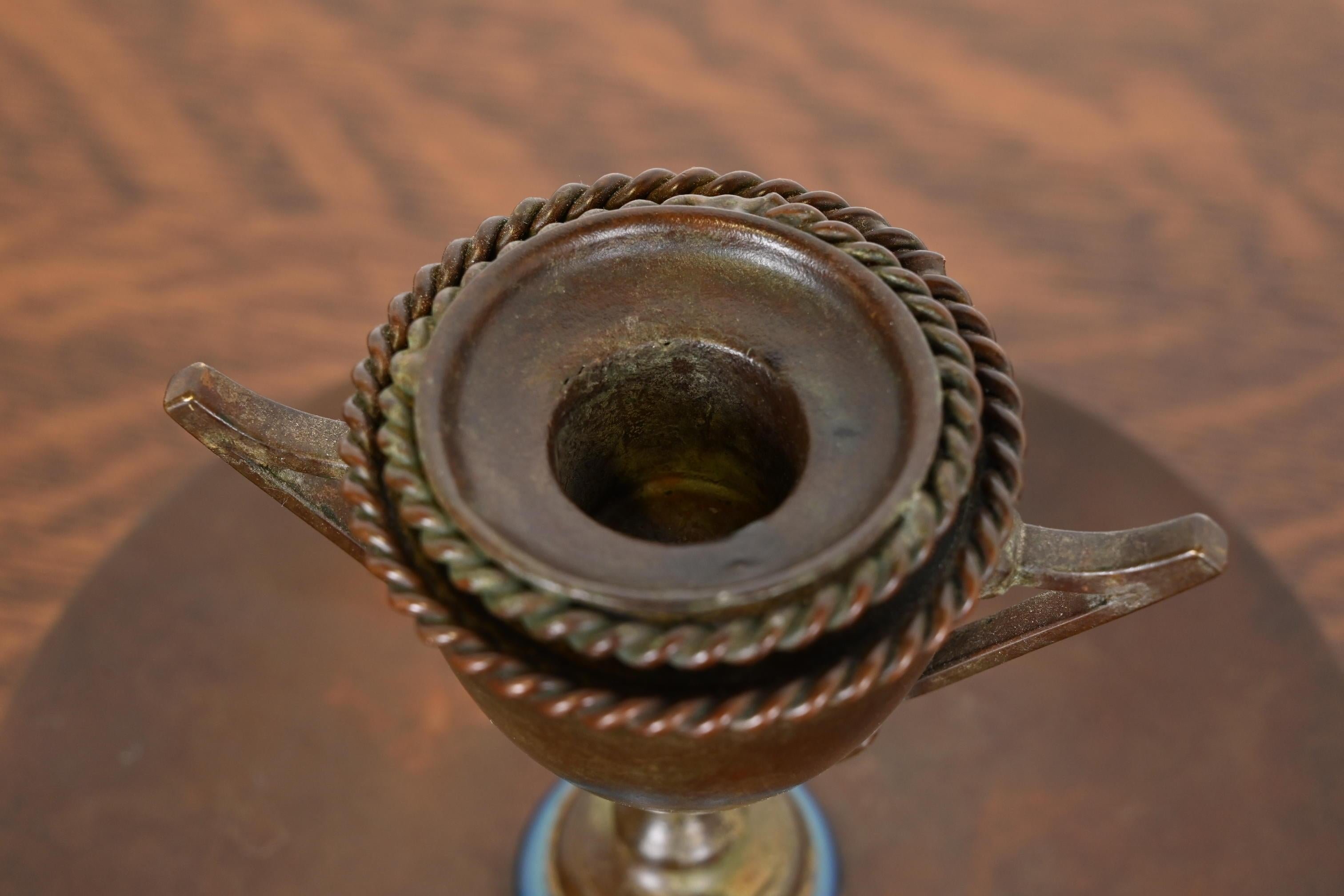 Chandelier en bronze et verre Favrile de Louis Comfort Tiffany Furnaces, années 1920 en vente 3