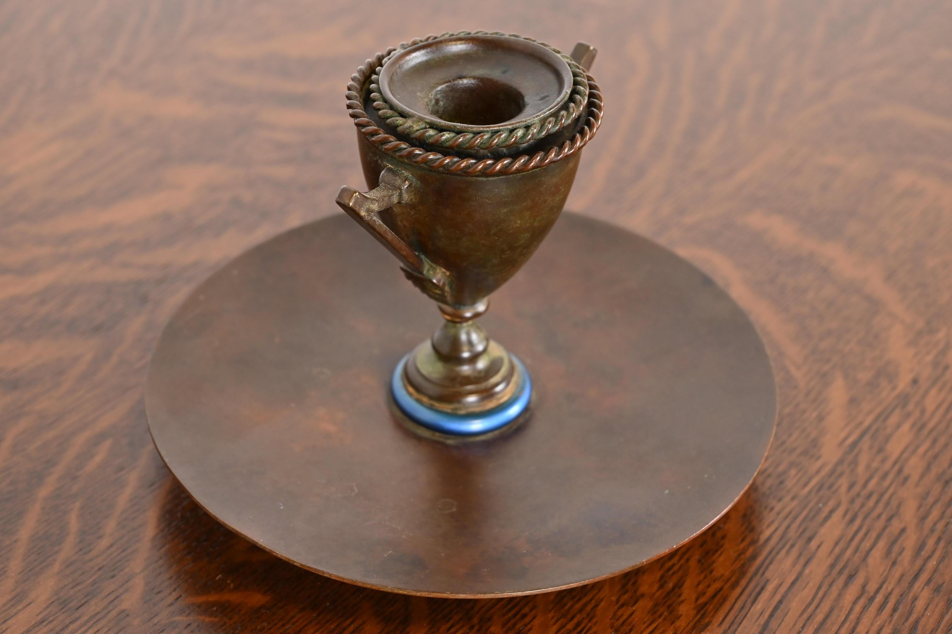 Bronze Chandelier en bronze et verre Favrile de Louis Comfort Tiffany Furnaces, années 1920 en vente