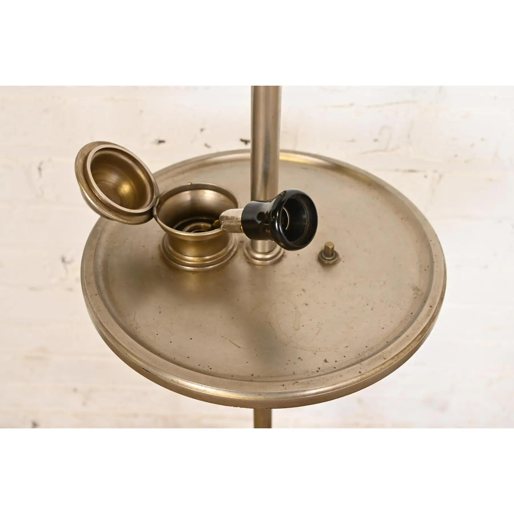 Louis Comfort Tiffany Furnaces Bronze Art Deco Lampadaire avec abat-jour en maille métallique en vente 4