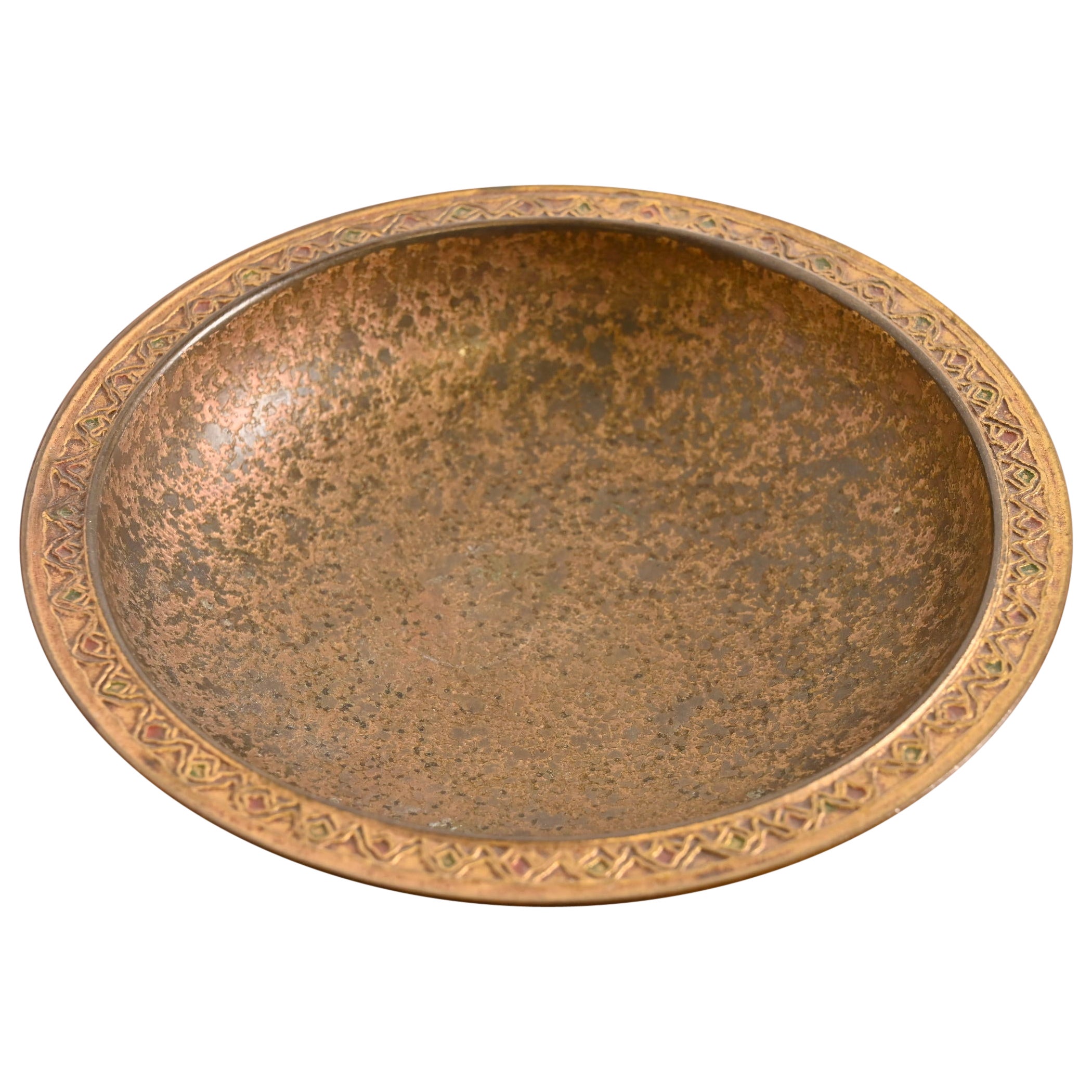Ciotola in bronzo doré e smalto Tiffany Comfort Tiffany Furnaces in vendita